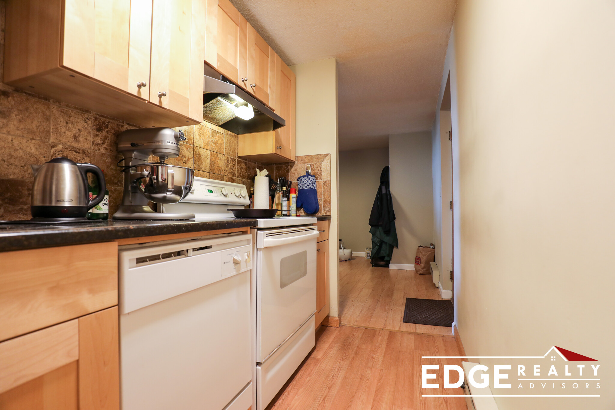 98 Beacon St, Ball Square