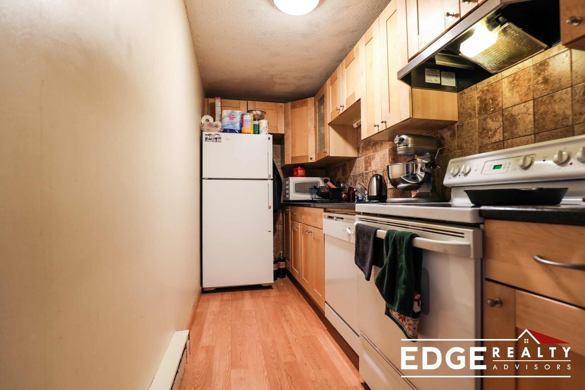 98 Beacon St, Ball Square