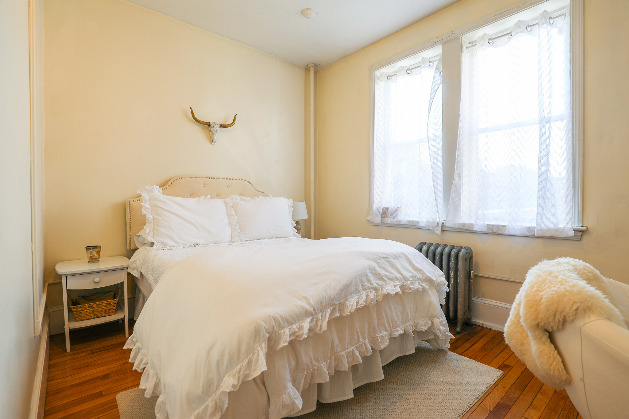 324 Saint Paul St, Longwood