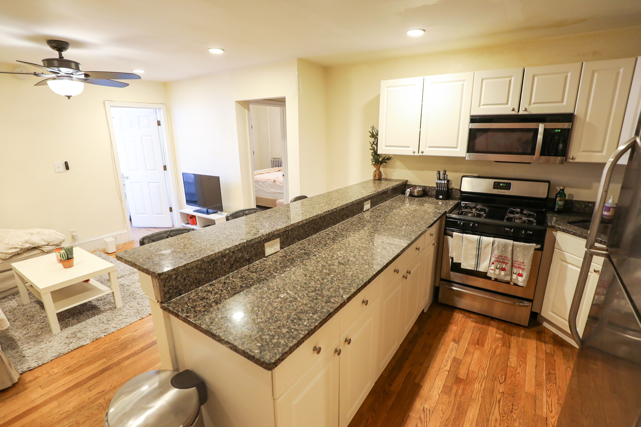 324 Saint Paul St, Longwood