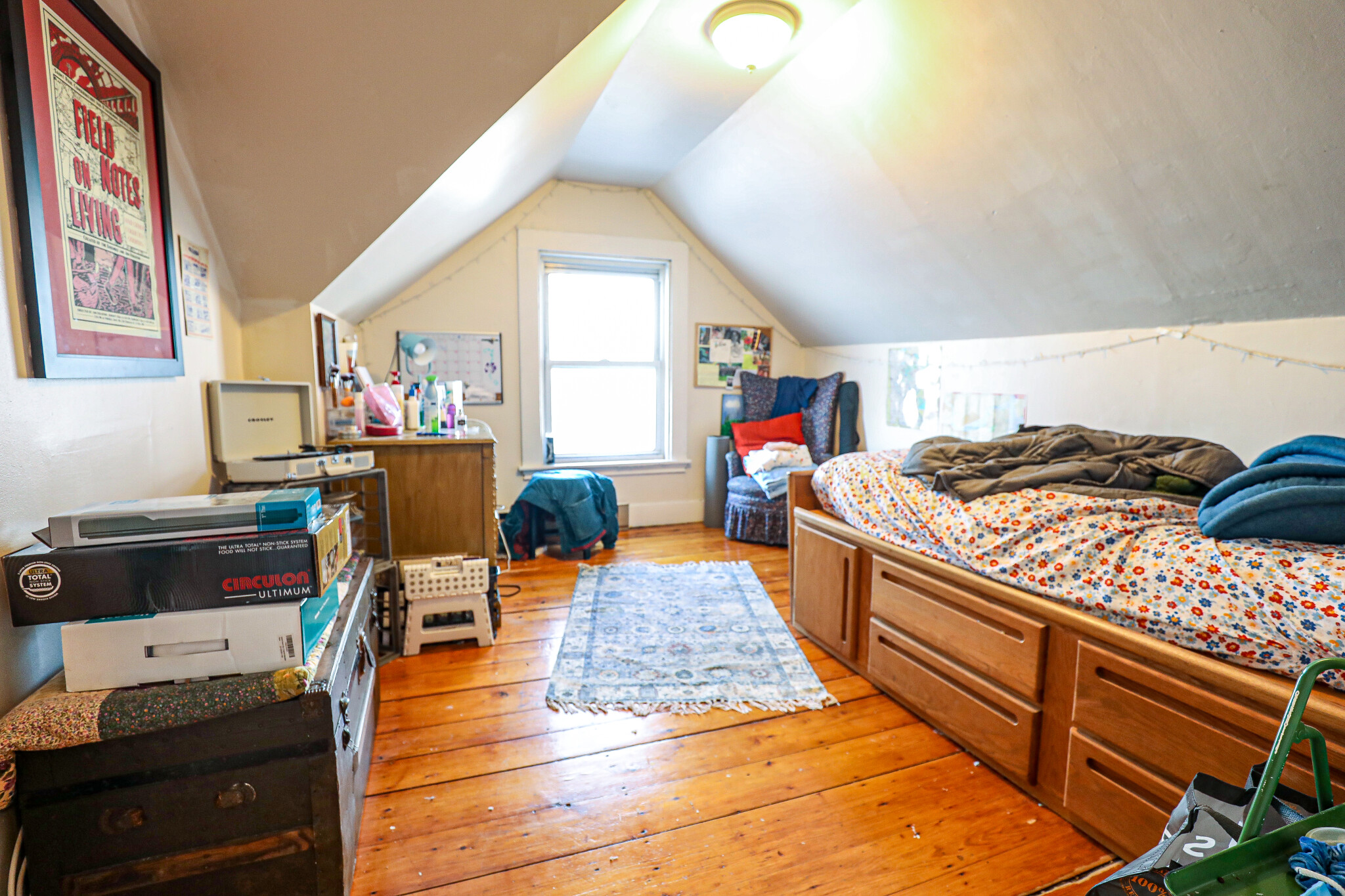 27 Pratt St, Allston