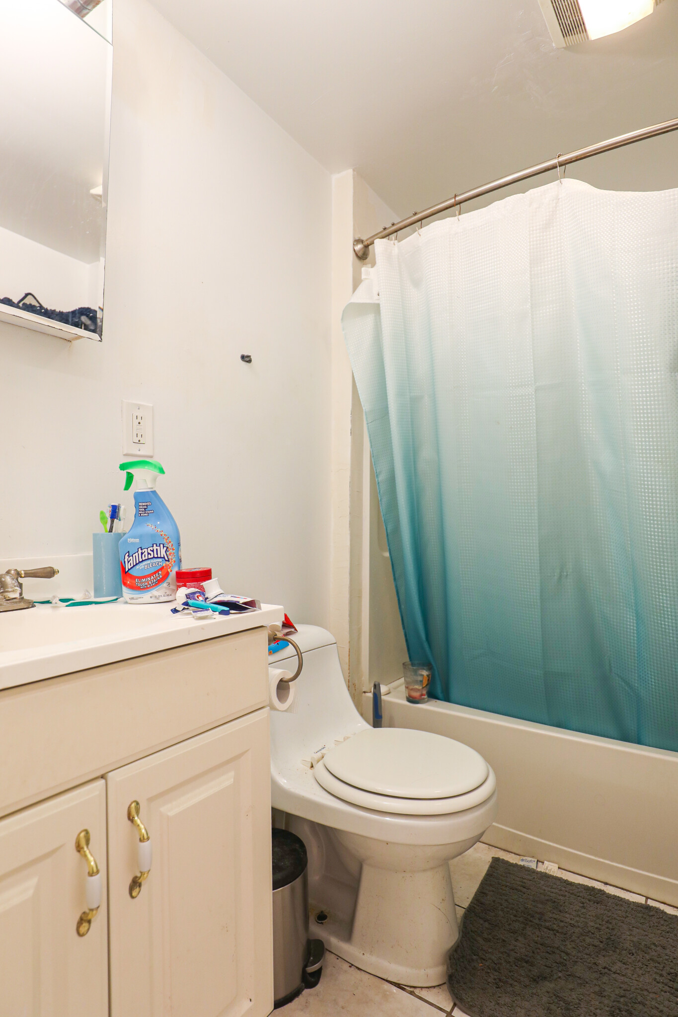 316 Saint Paul St, Longwood