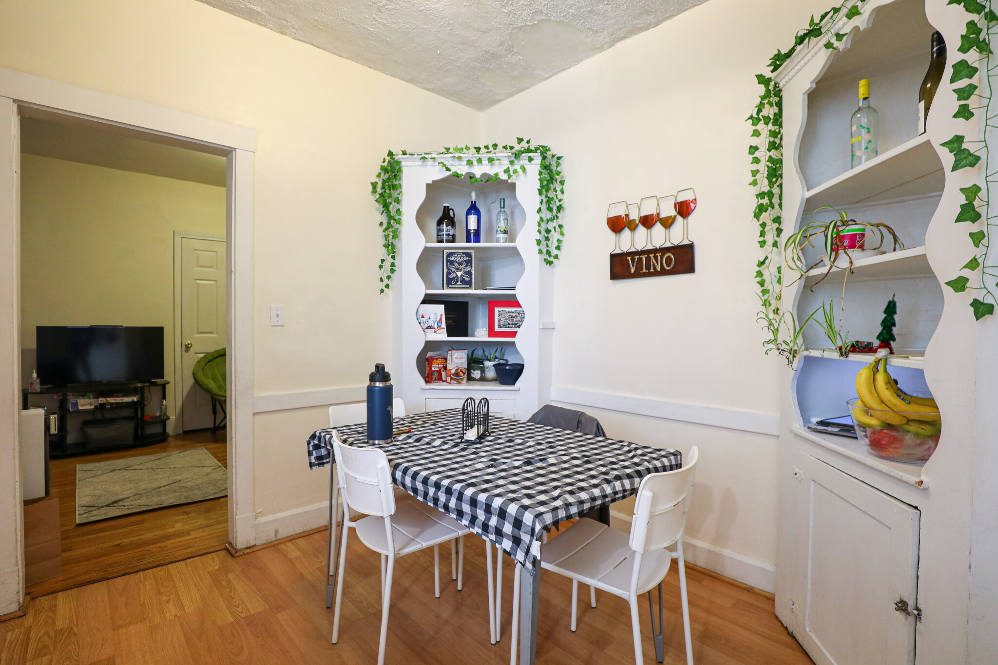 54 Egmont St, Longwood