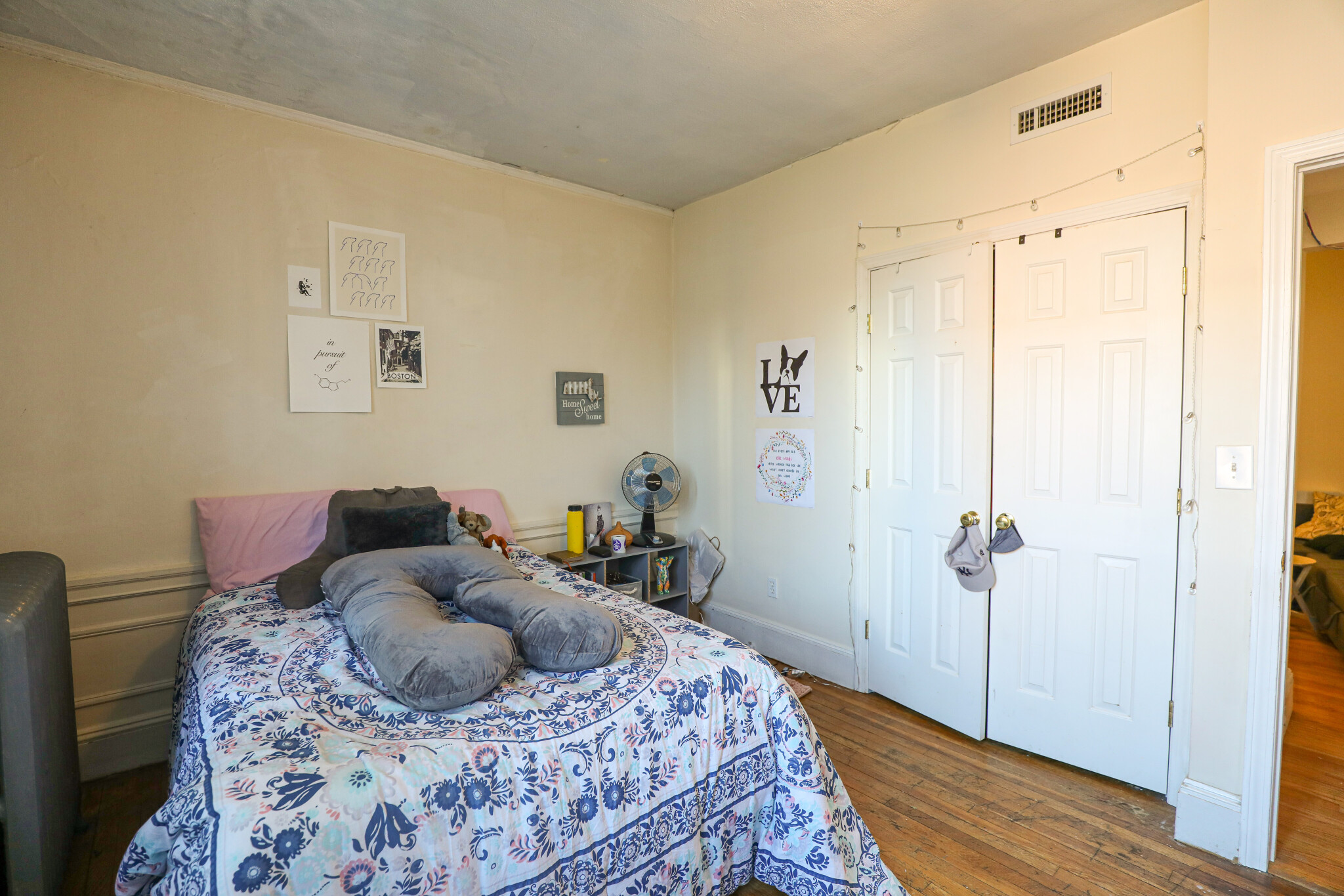 54 Egmont St, Longwood