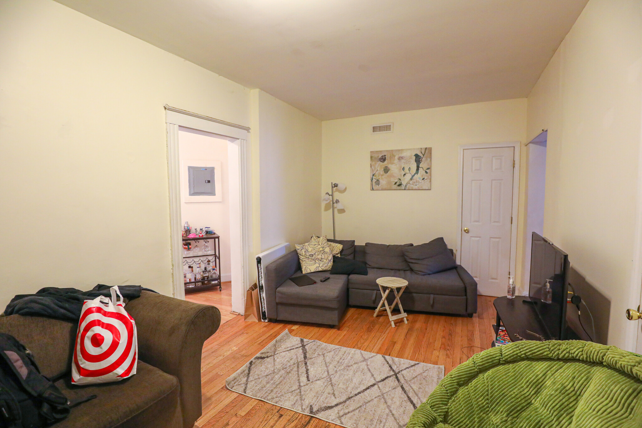 54 Egmont St, Longwood