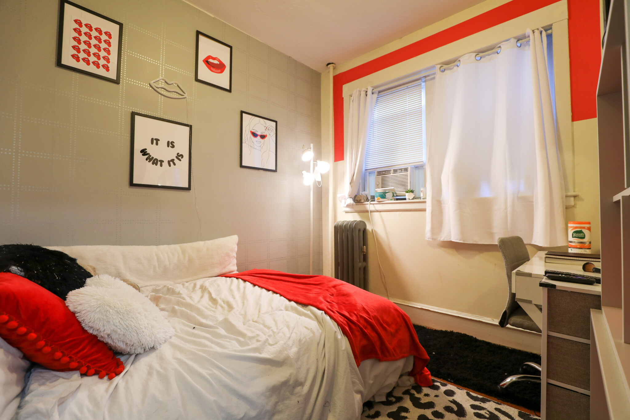 322 Saint Paul St, Longwood