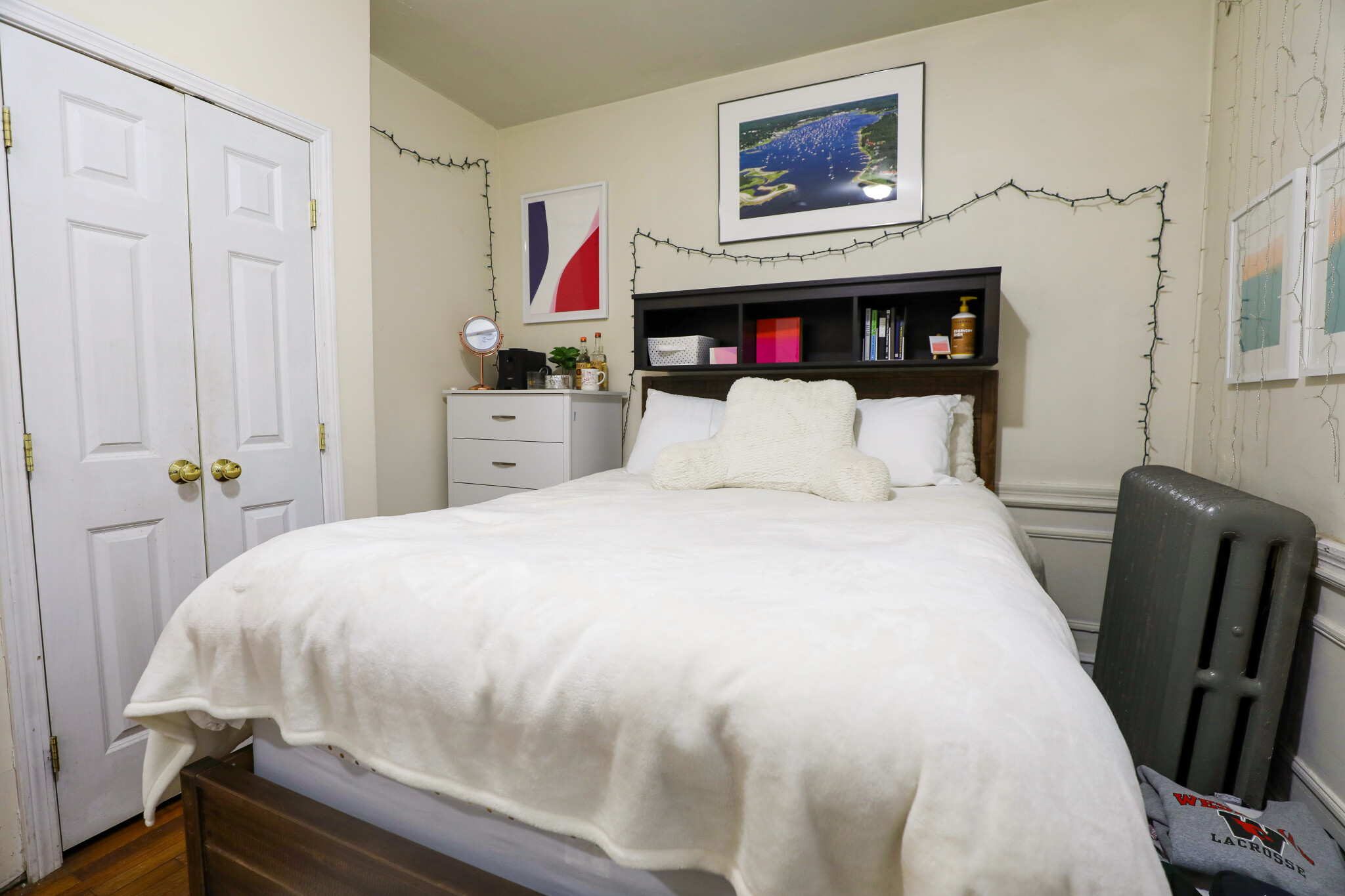 322 Saint Paul St, Longwood