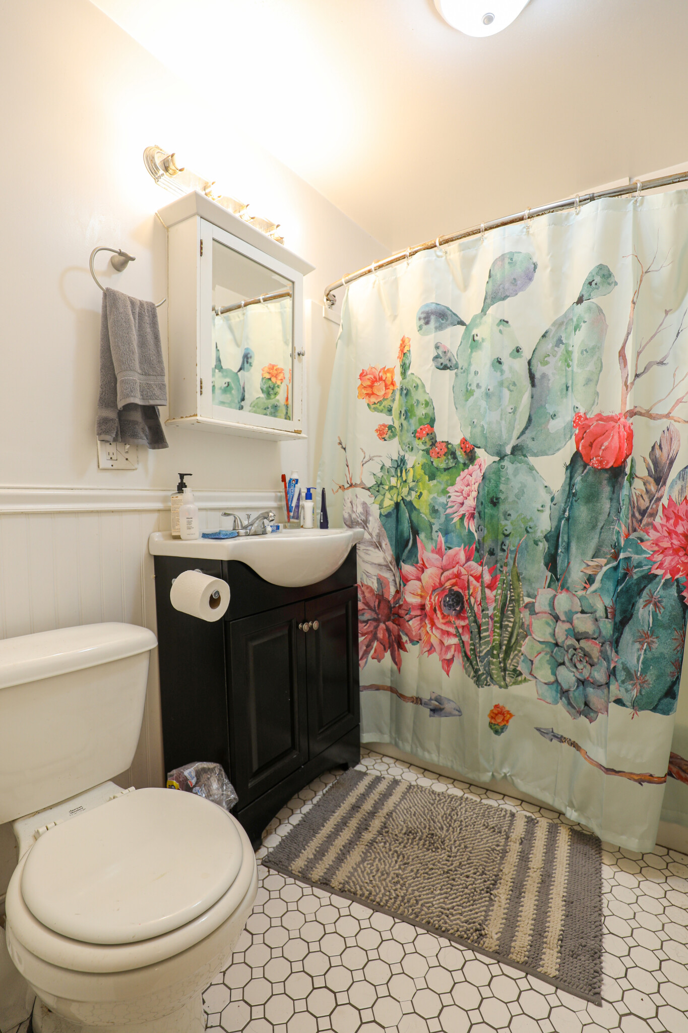 316 Saint Paul St, Longwood