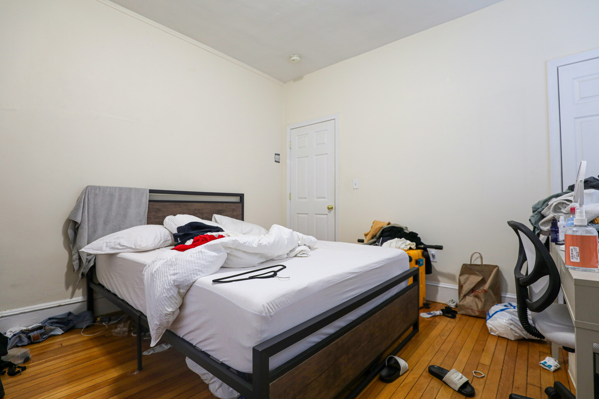 316 Saint Paul St, Longwood