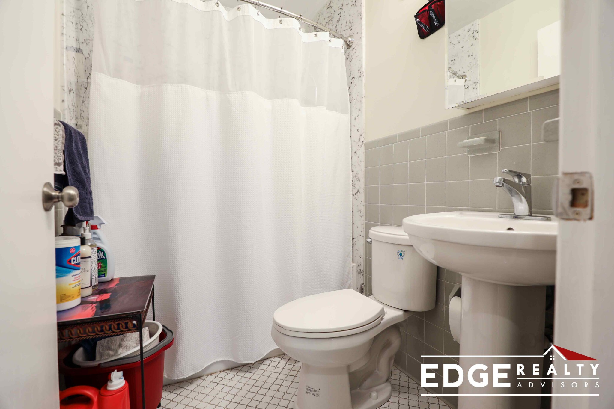 1218 Greendale Ave, Needham