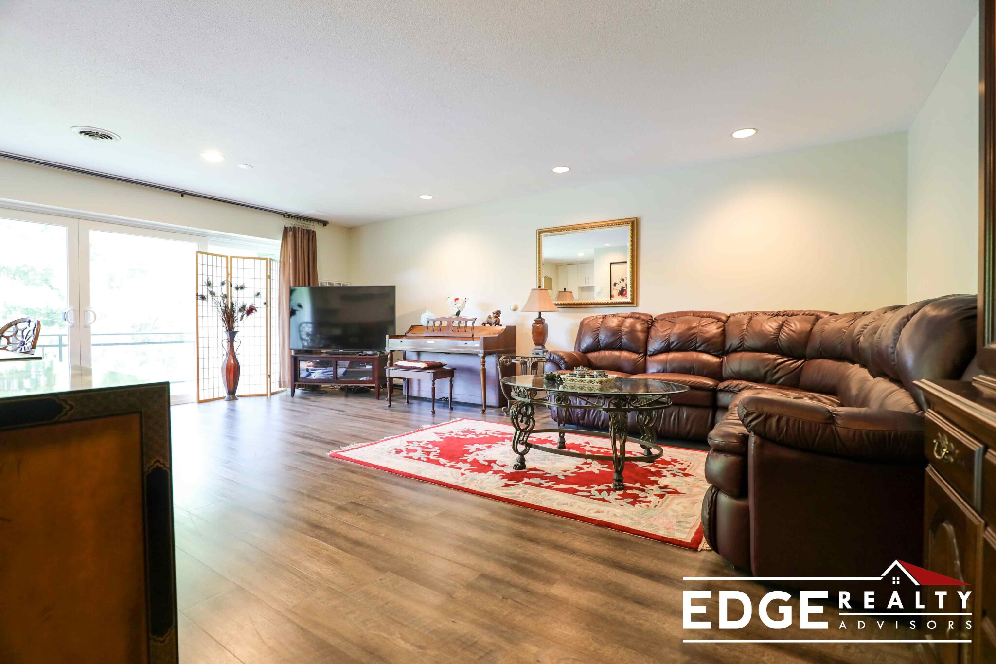 1218 Greendale Ave, Needham