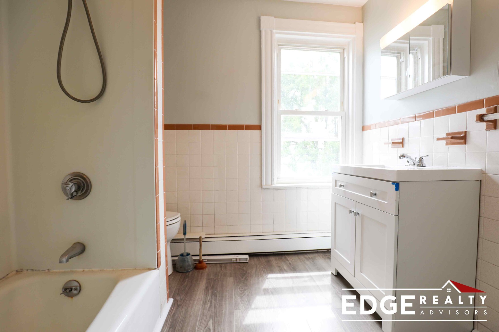 14 Swetts Ct, Watertown