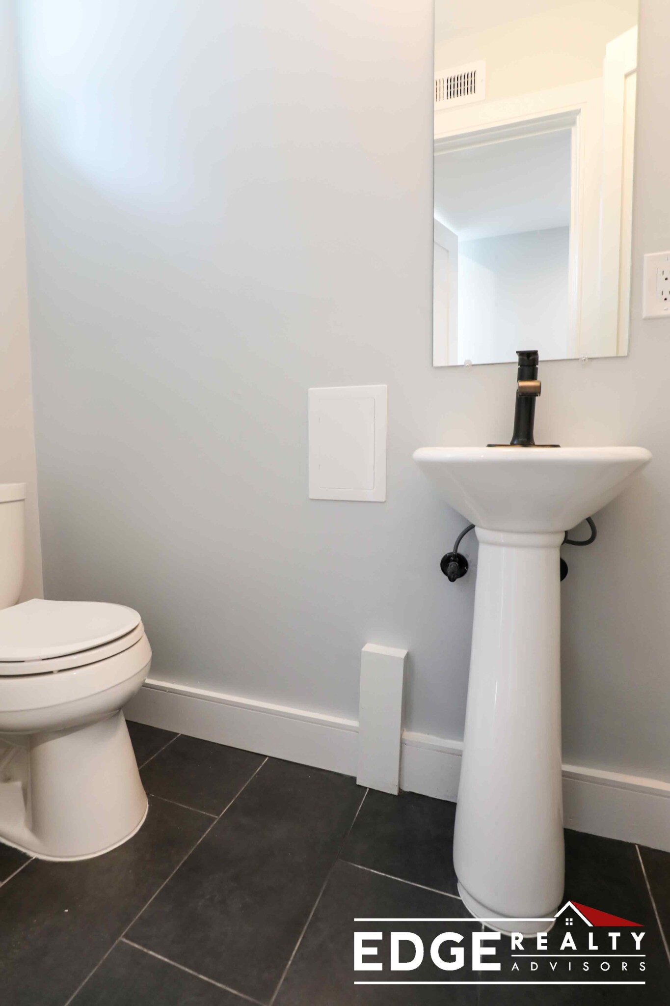 23 Molloy St, Watertown