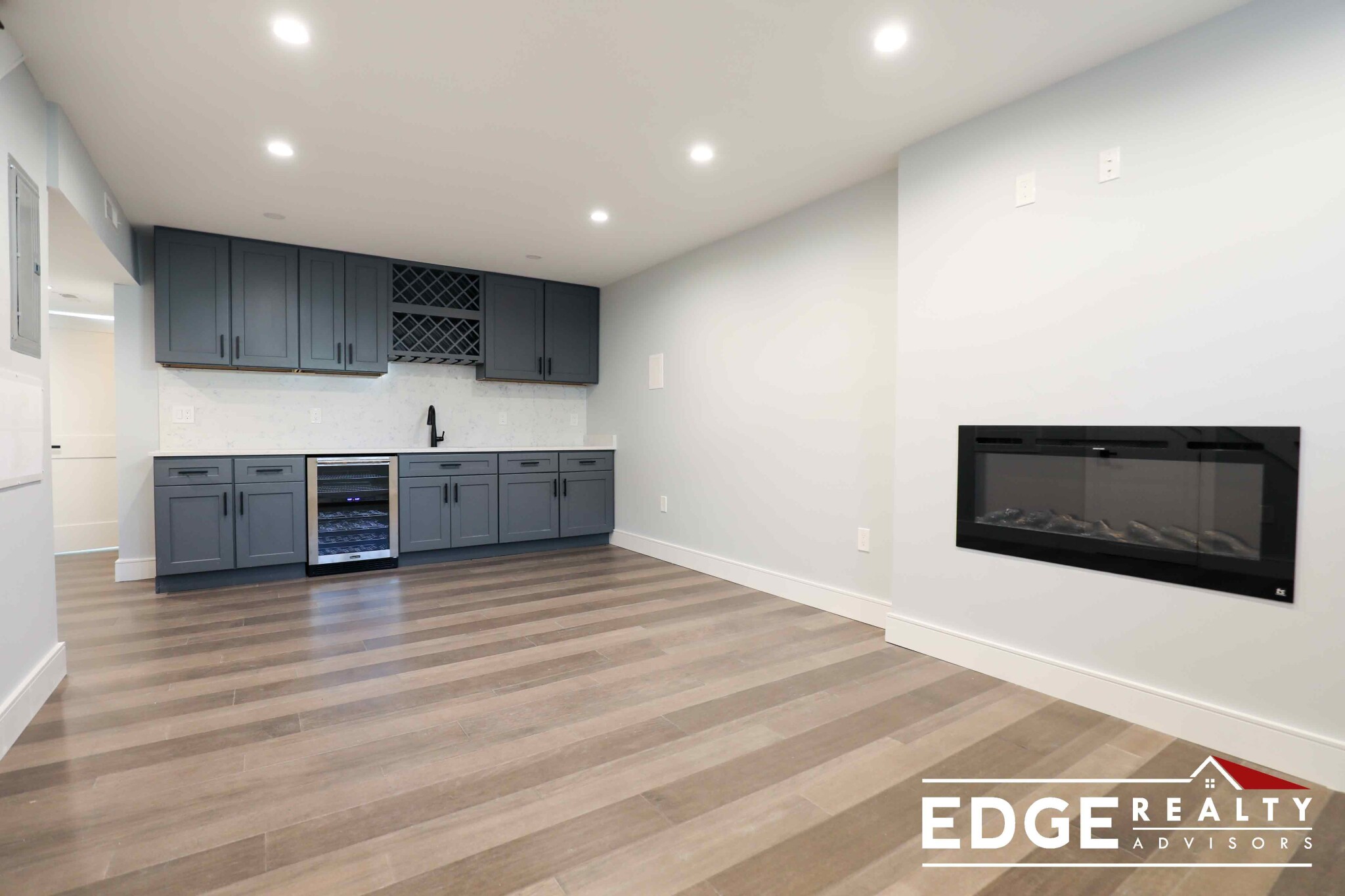 23 Molloy St, Watertown