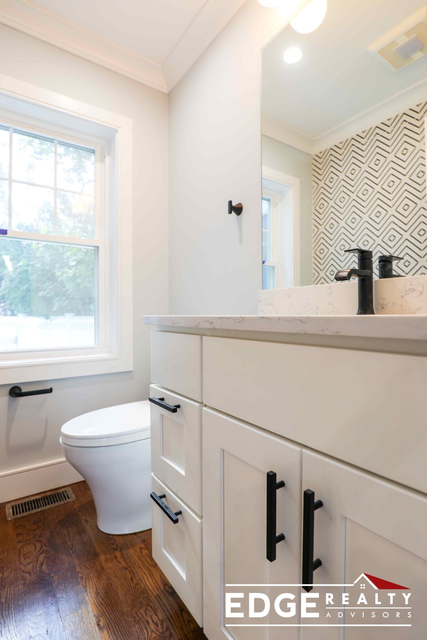 23 Molloy St, Watertown