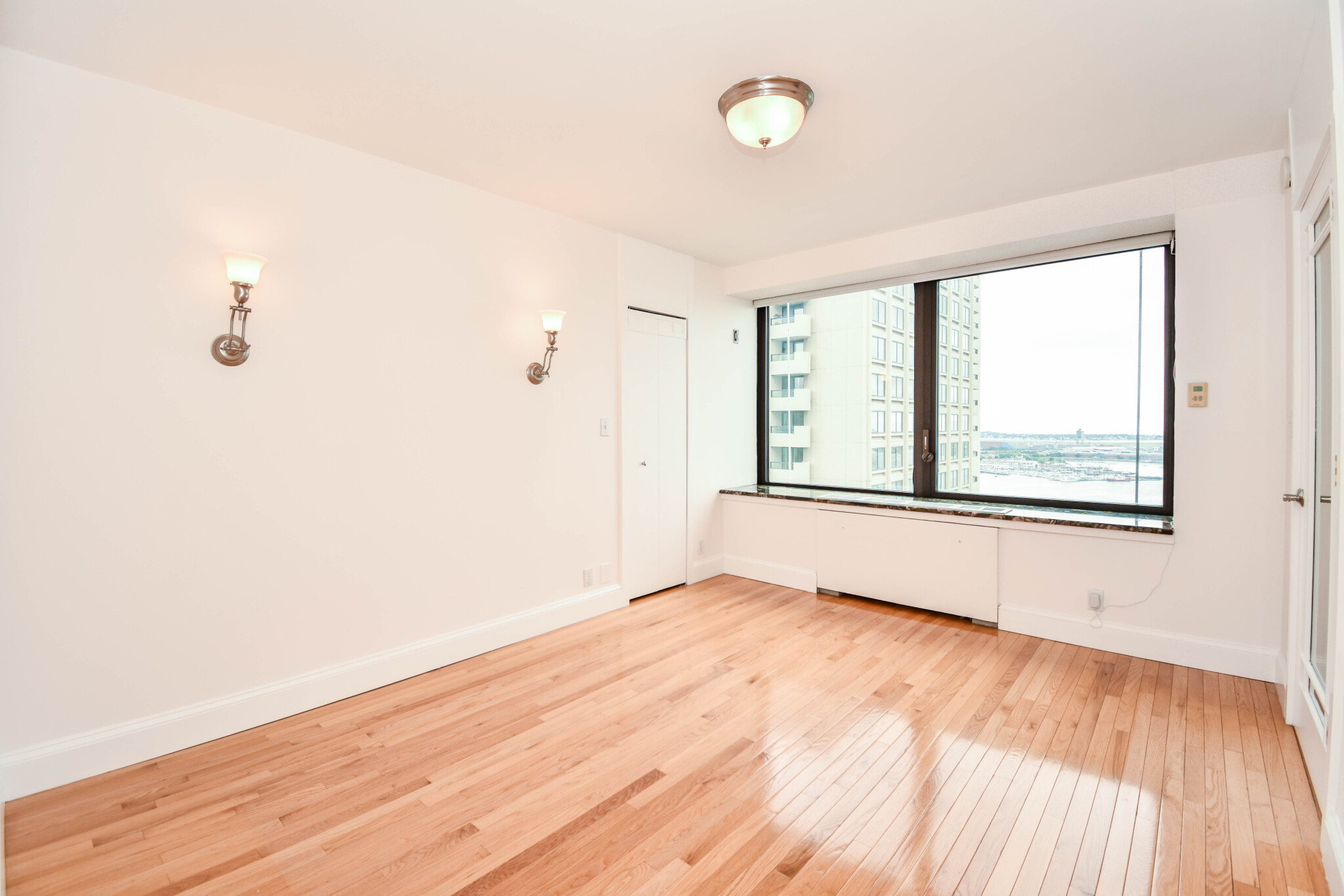 65 India Row, Waterfront