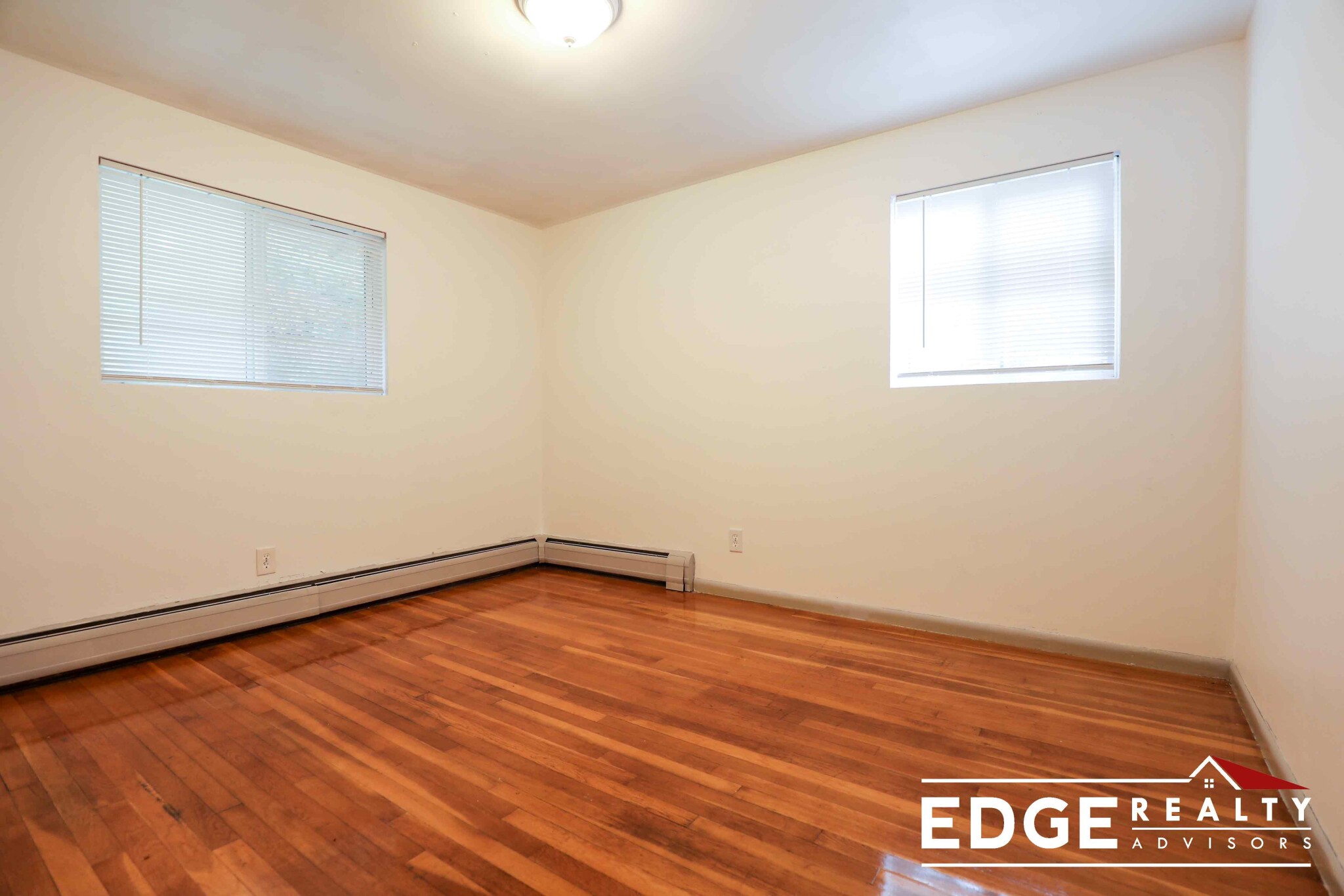 30A College Farm Rd, Waltham