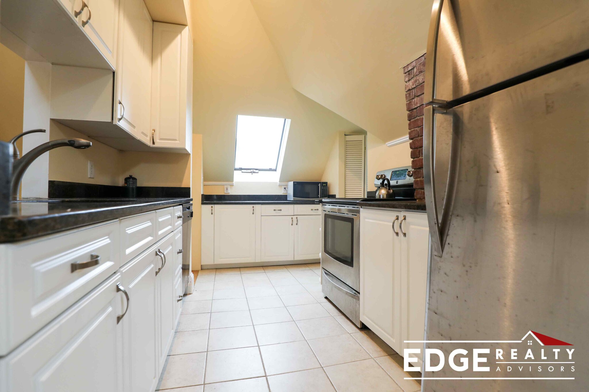 15 Henshaw St, Brighton