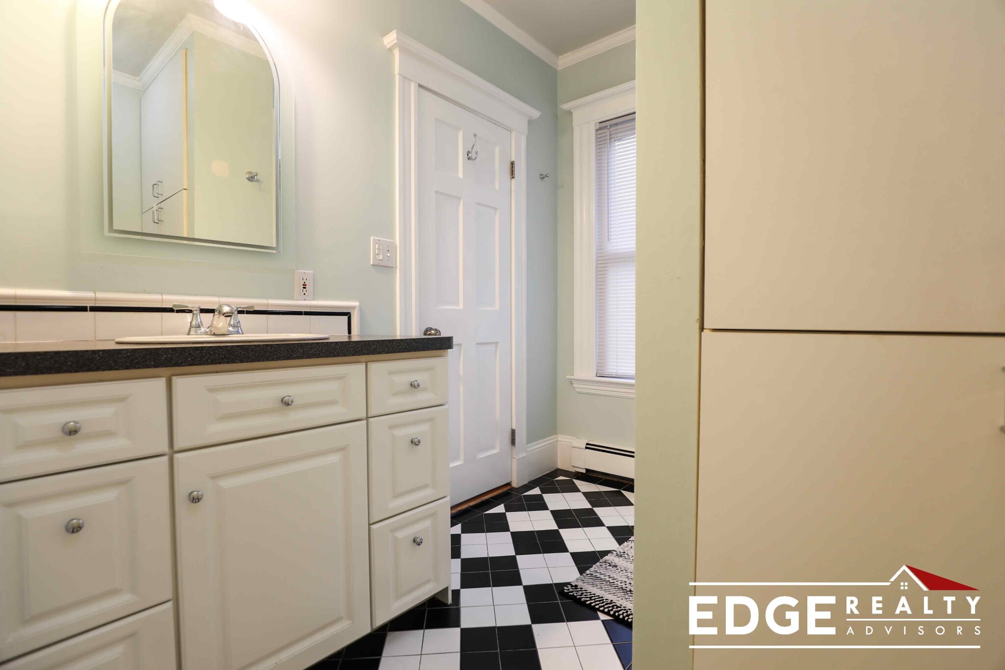 15 Henshaw St, Brighton