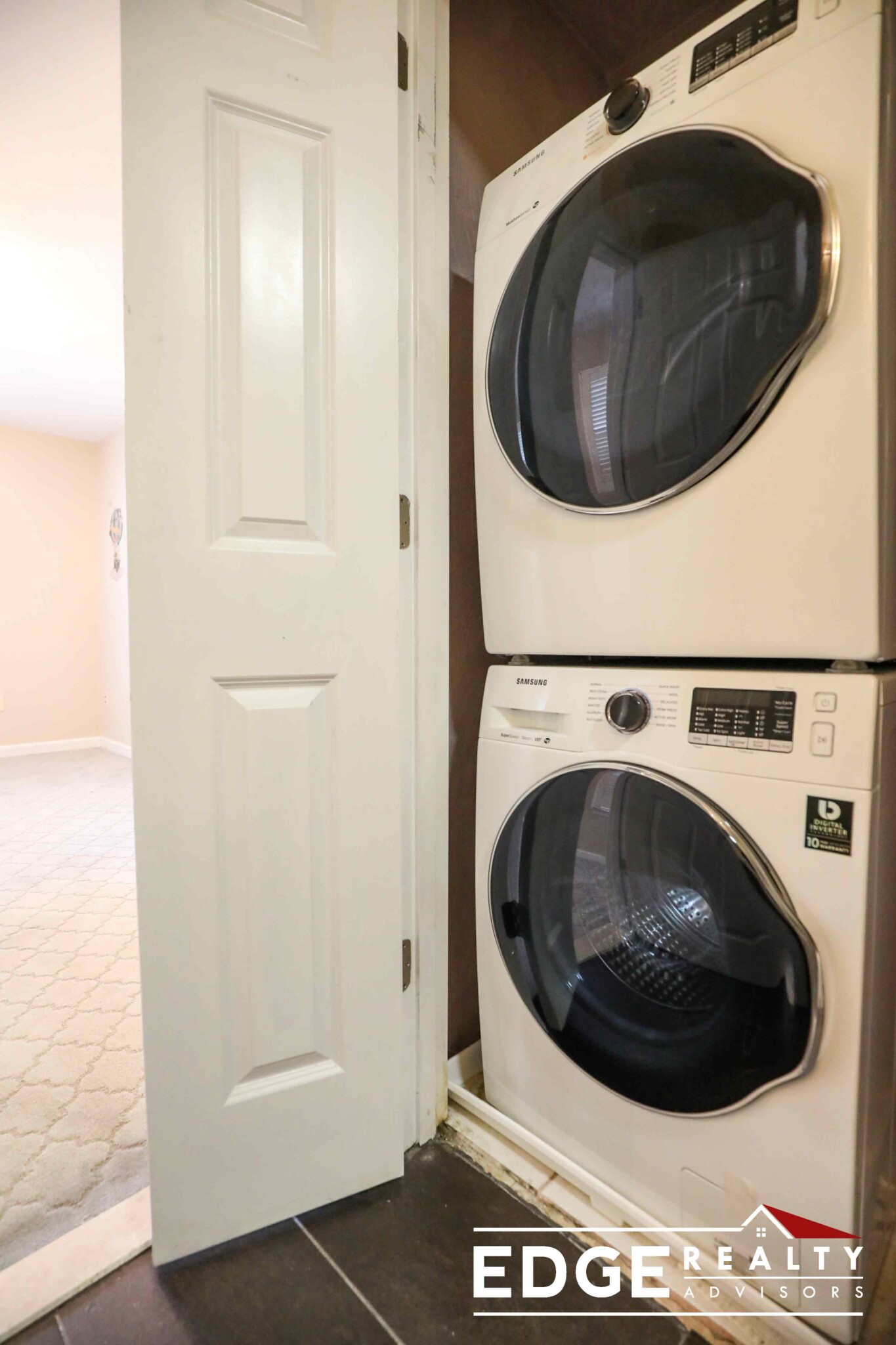 44 Russell Pl, Arlington