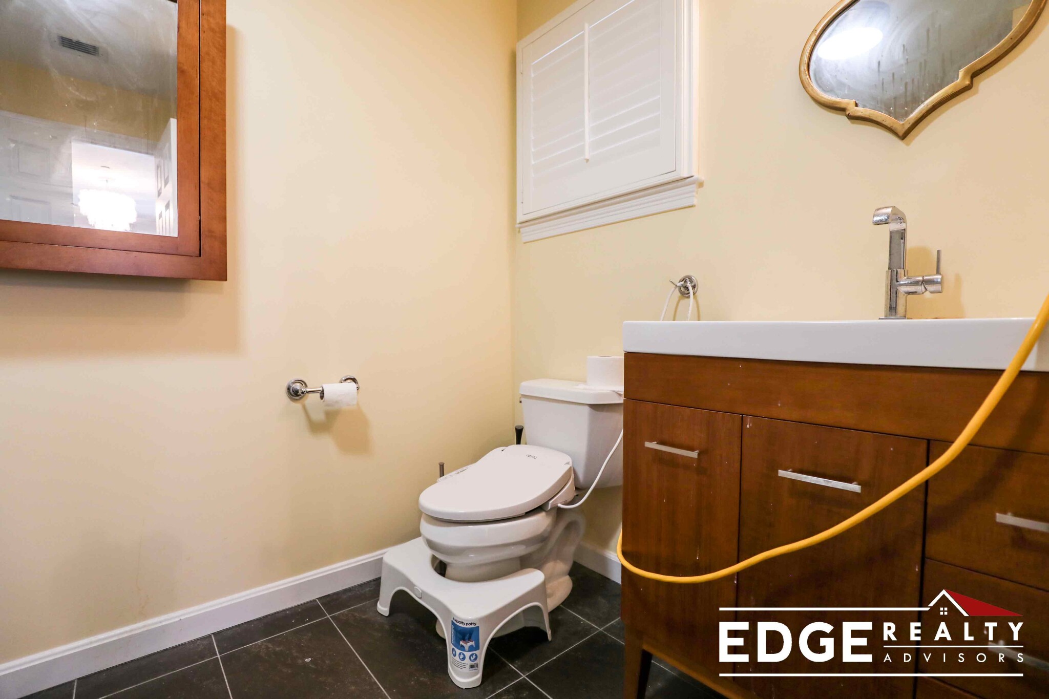 44 Russell Pl, Arlington