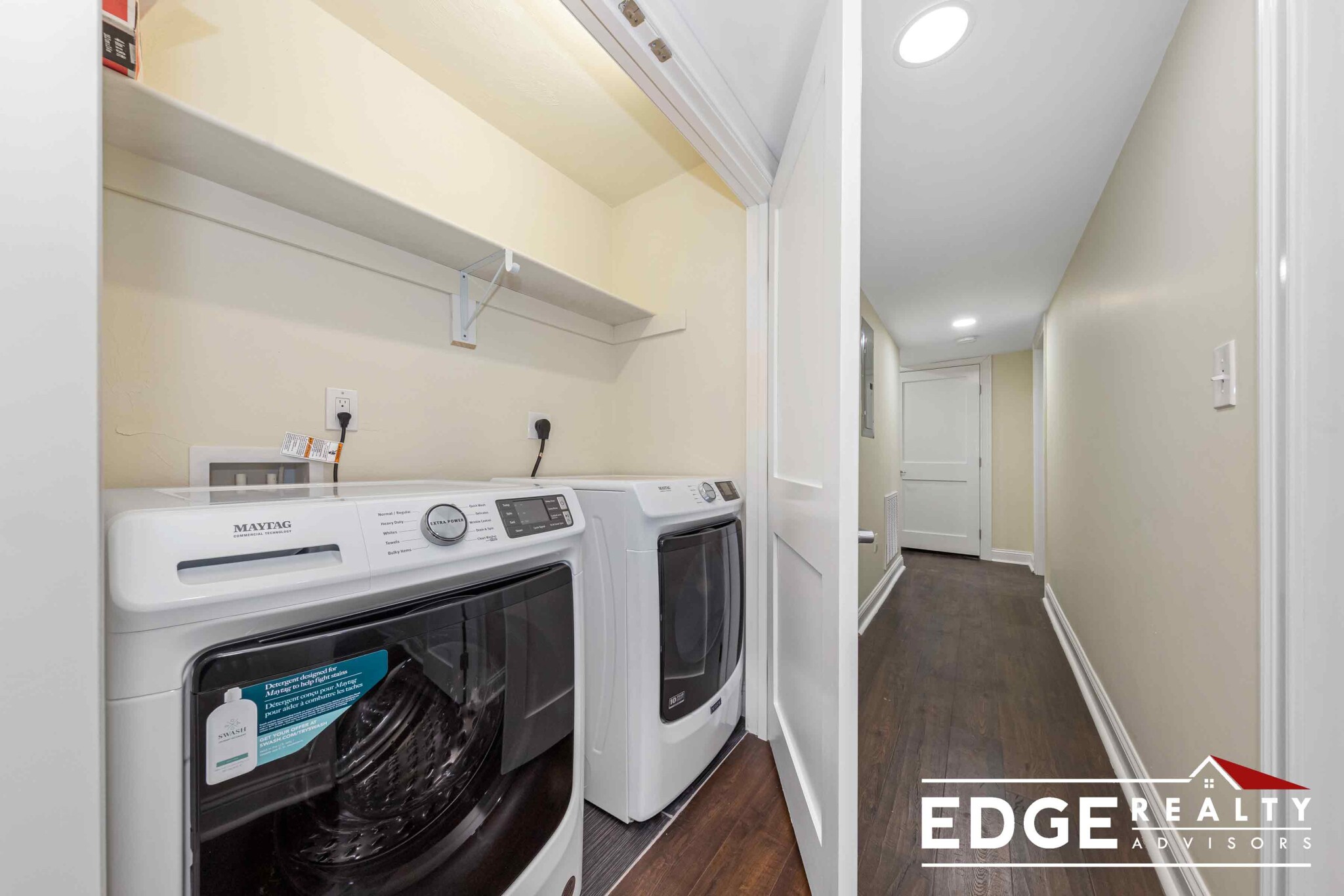 62 Bradbury Ave, Medford