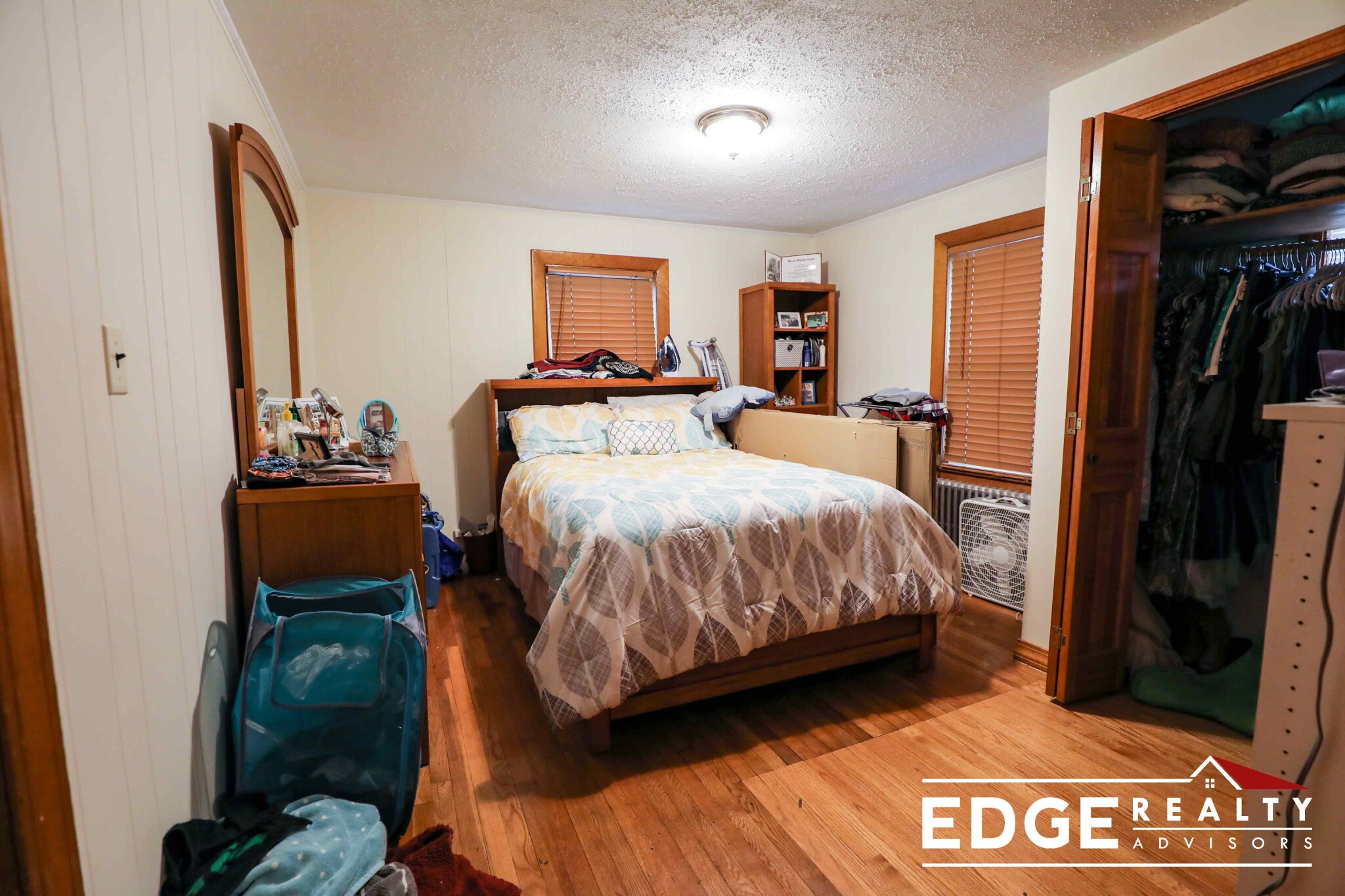 2 Oneil Pl, Brighton