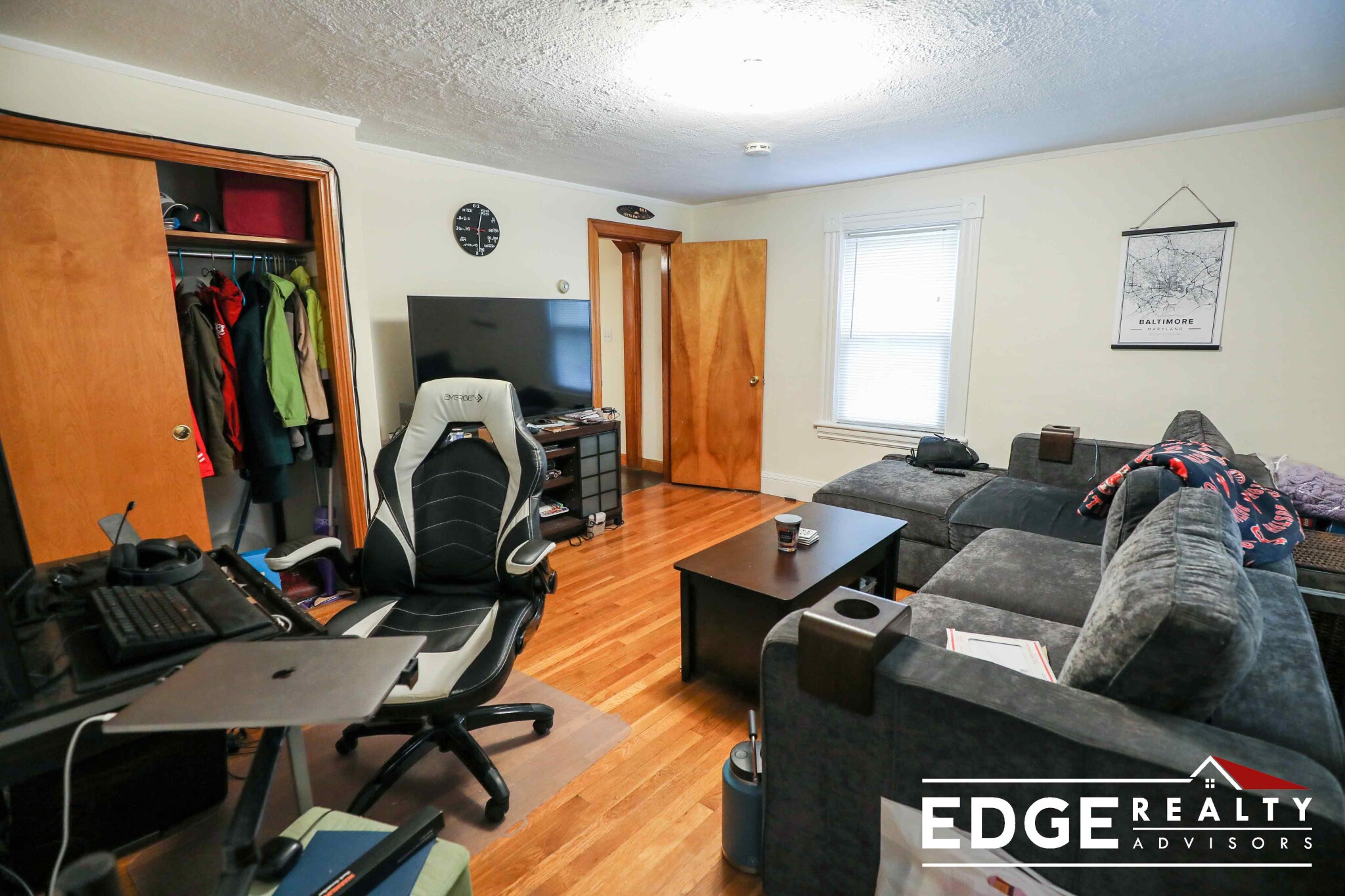 2 Oneil Pl, Brighton