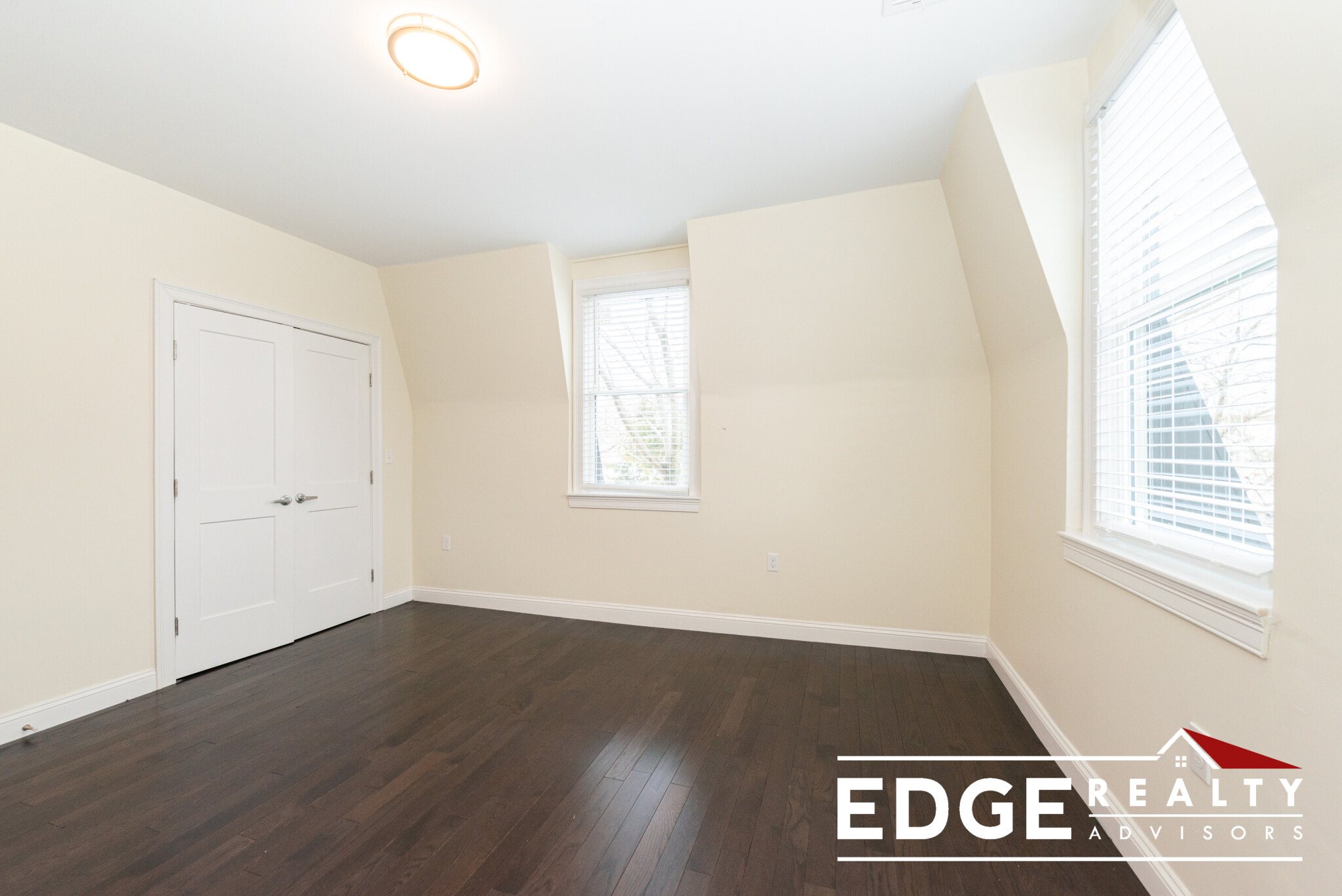 10 Marion St, Medford