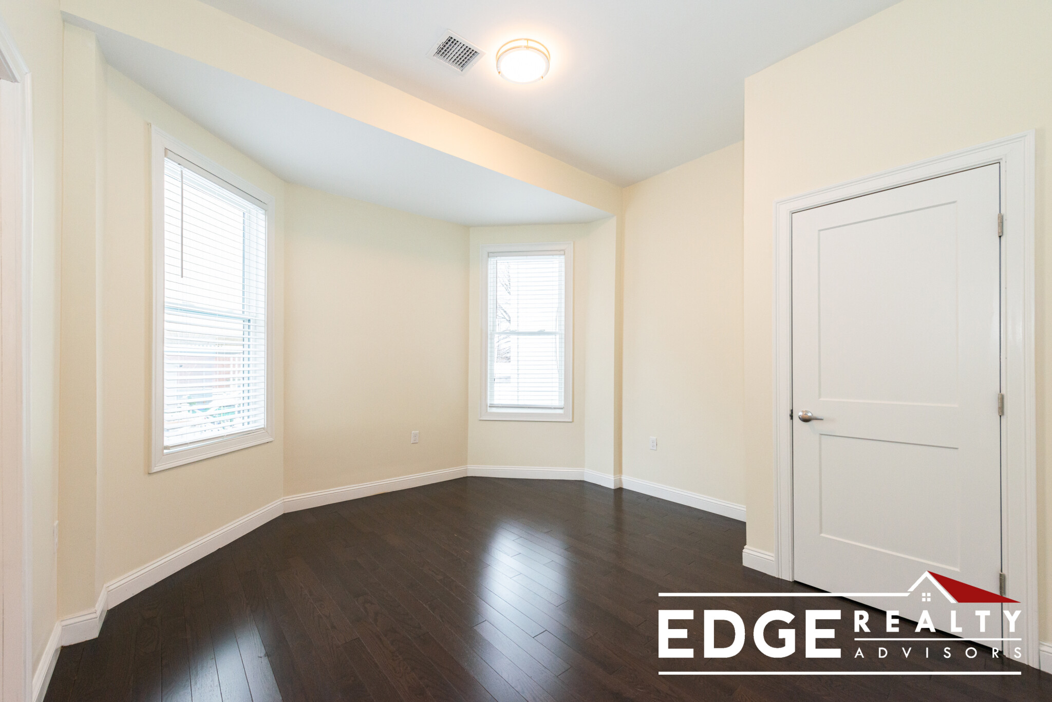 10 Marion St, Medford