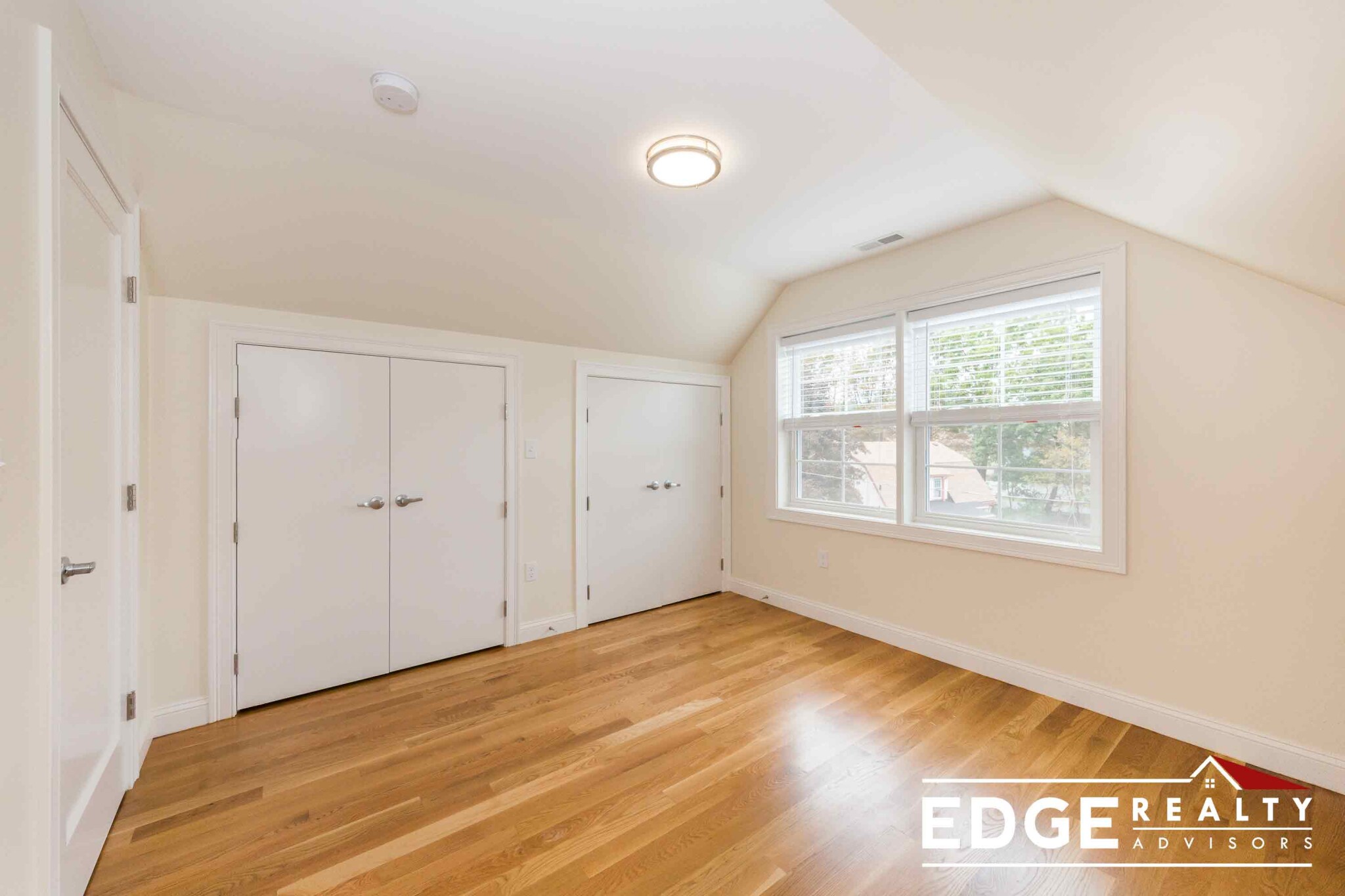 217 Arlington St, Medford