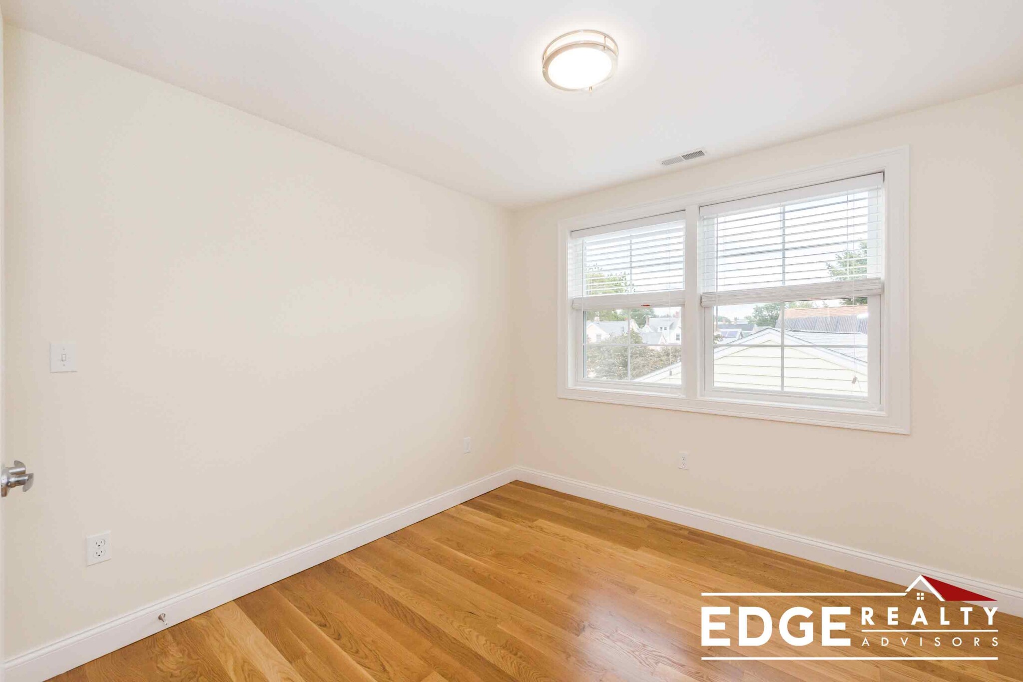 217 Arlington St, Medford