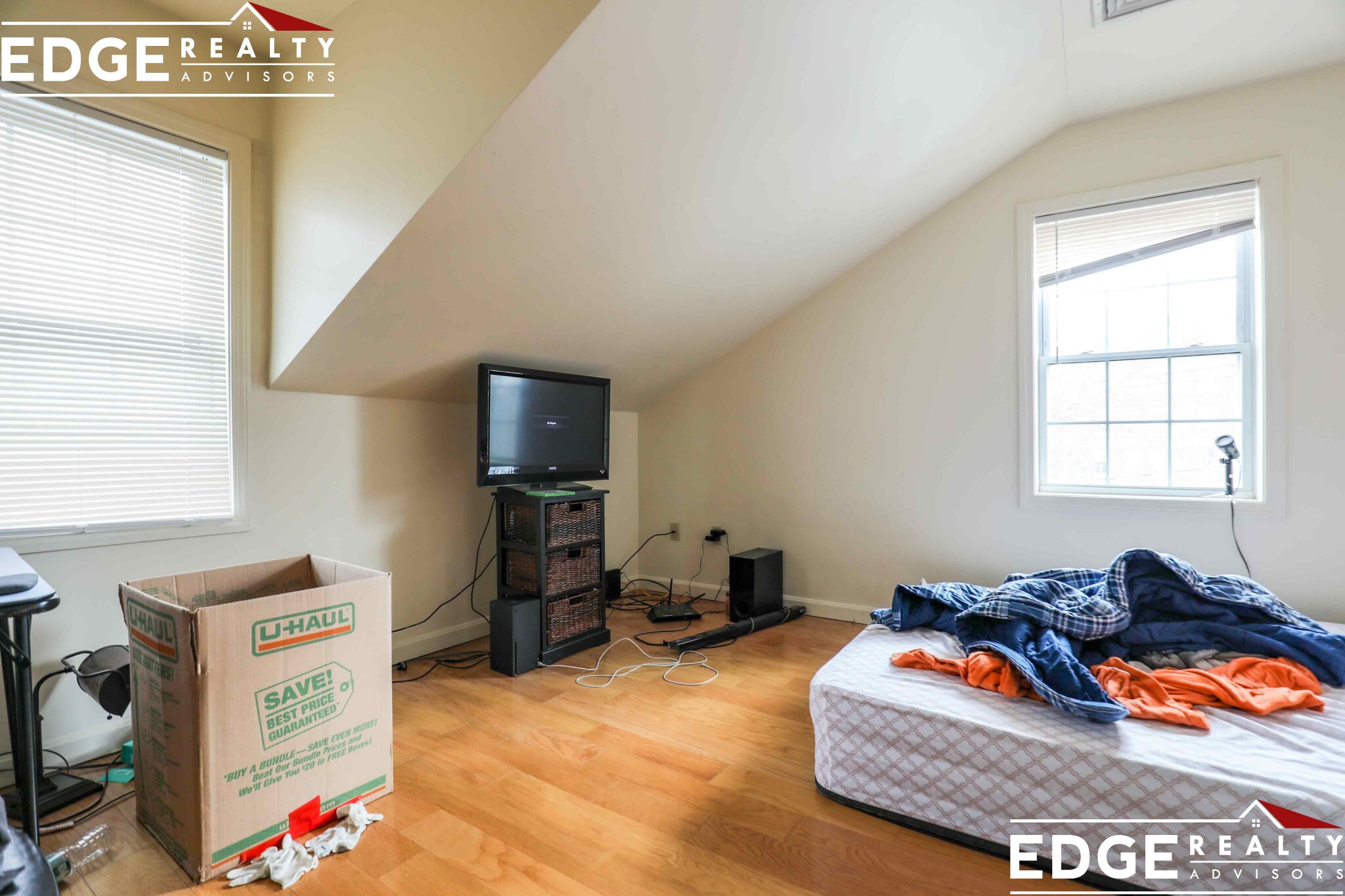 36 Raymond St, Allston