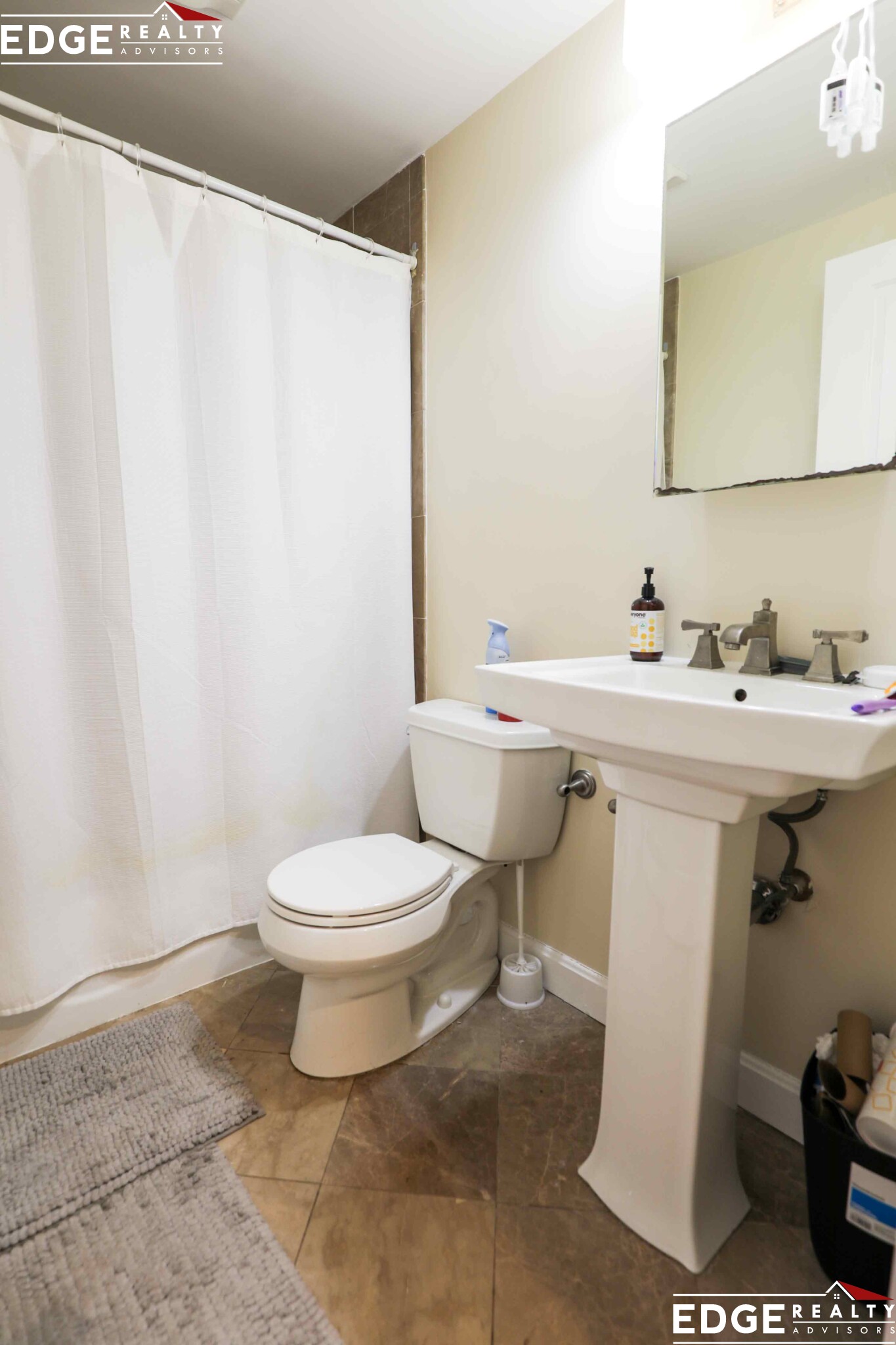 1868 Commonwealth Ave, Brighton