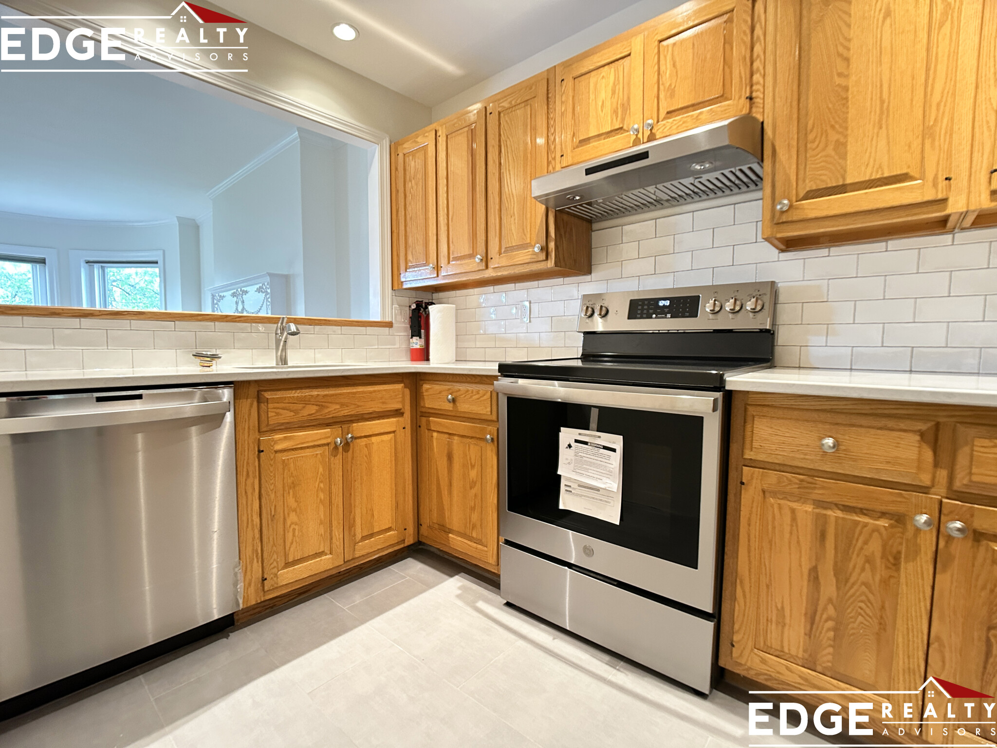 43 Carlton St, Longwood