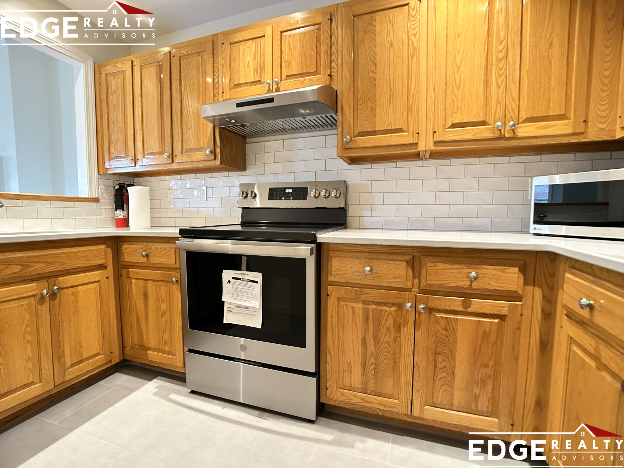 43 Carlton St, Longwood