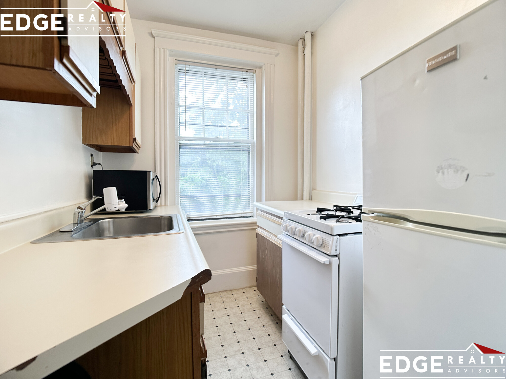 30 Jamaicaway, Jamaica Plain