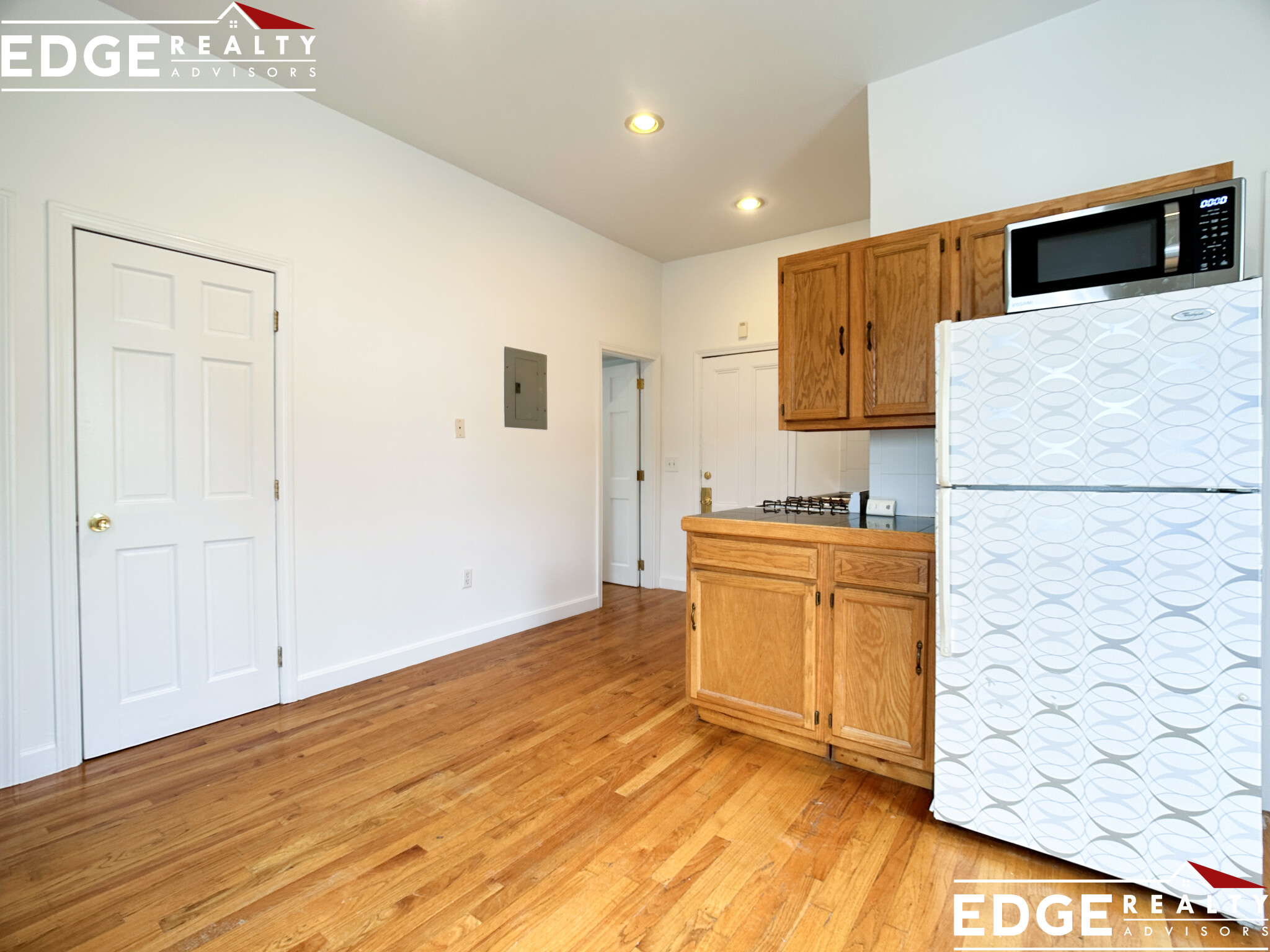 11 Snow St, Brighton