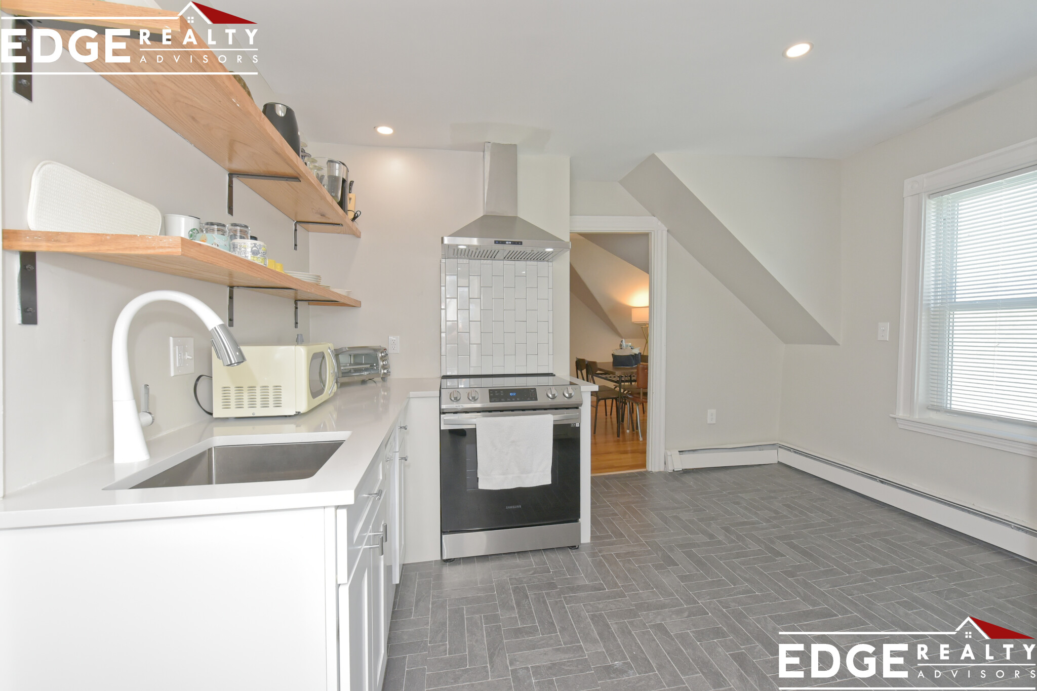 15 Lexington St, Watertown Square