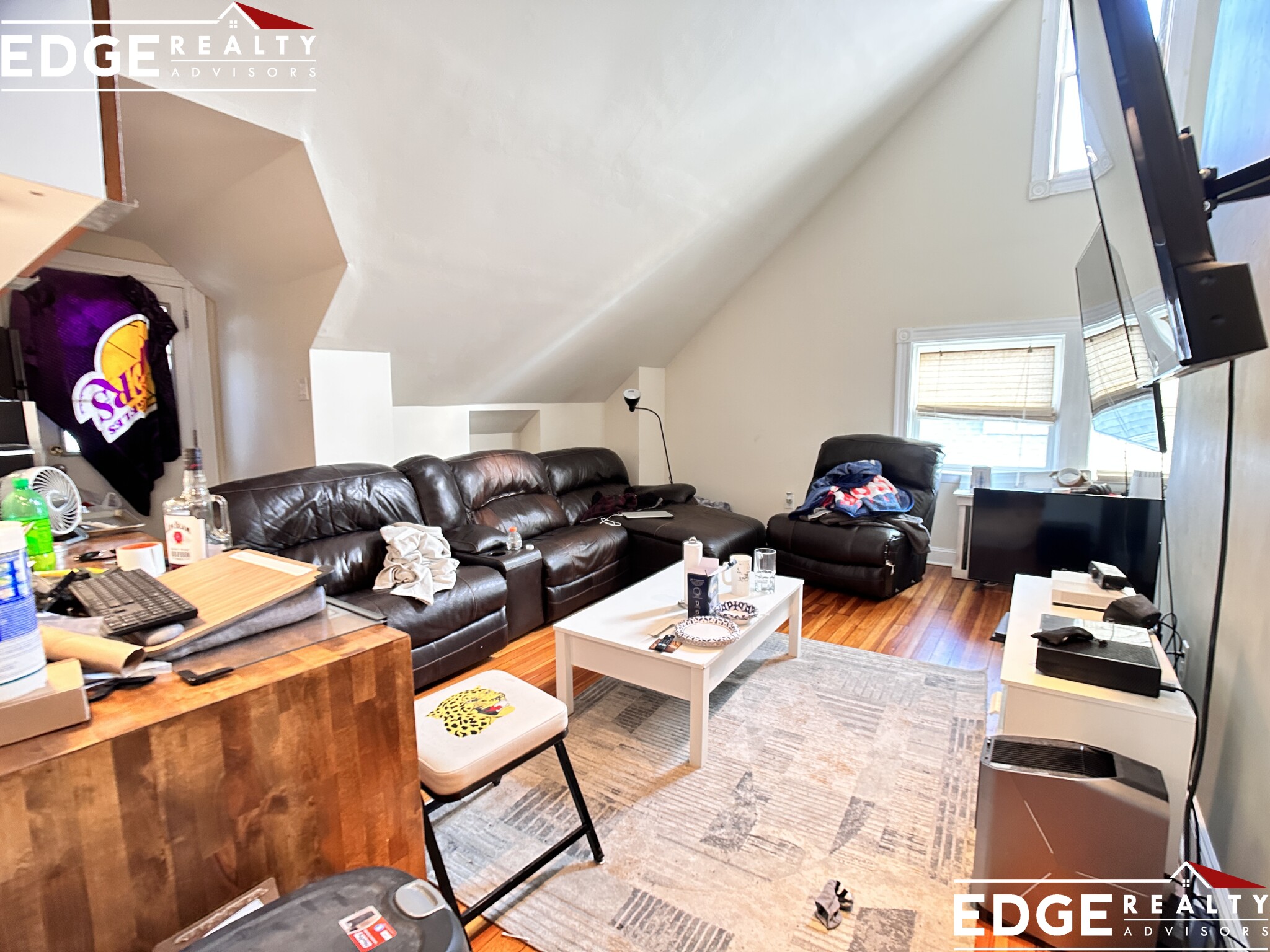 21 Newcastle Rd, Brighton