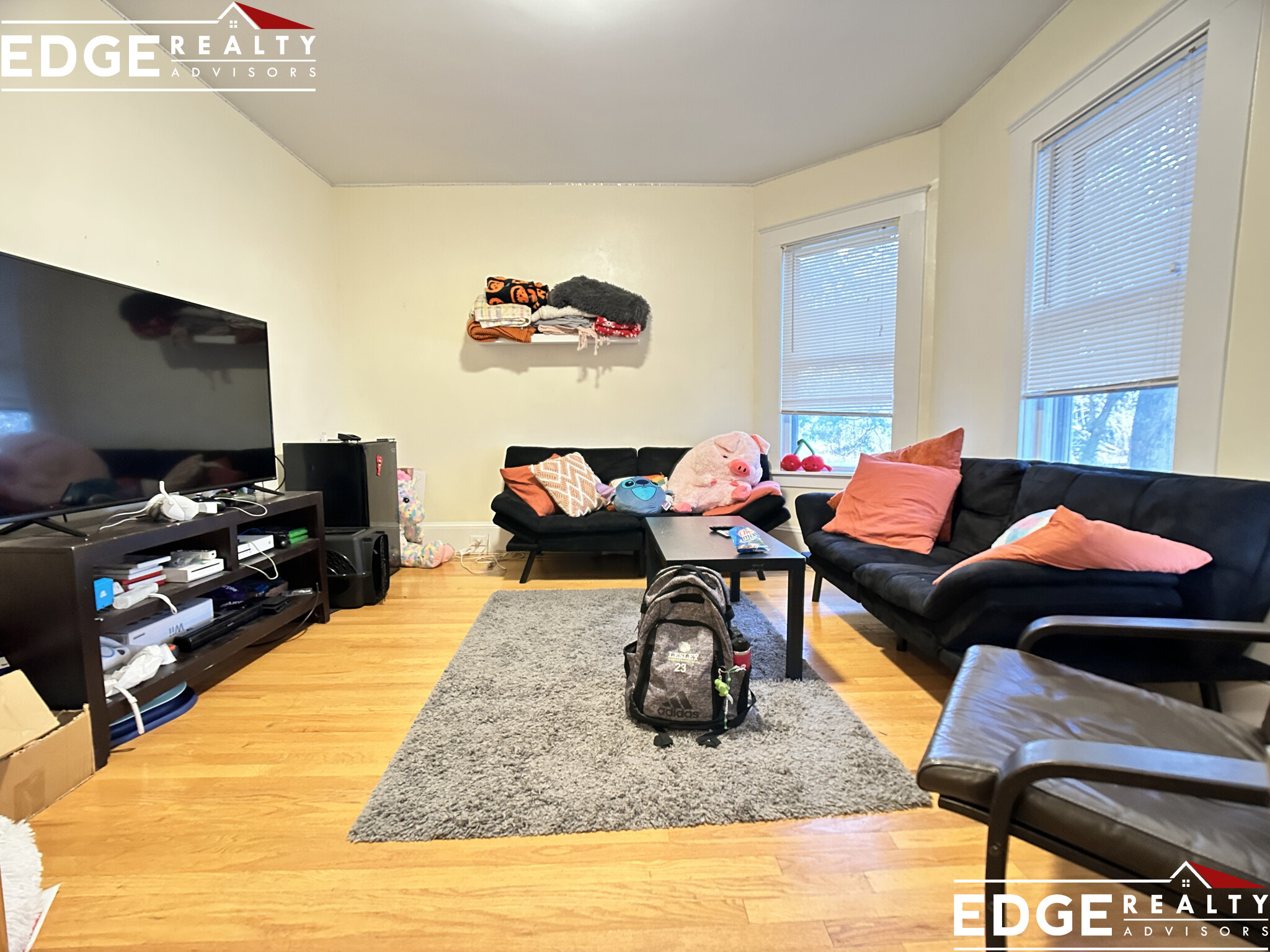 28R Cherry St, Davis Square