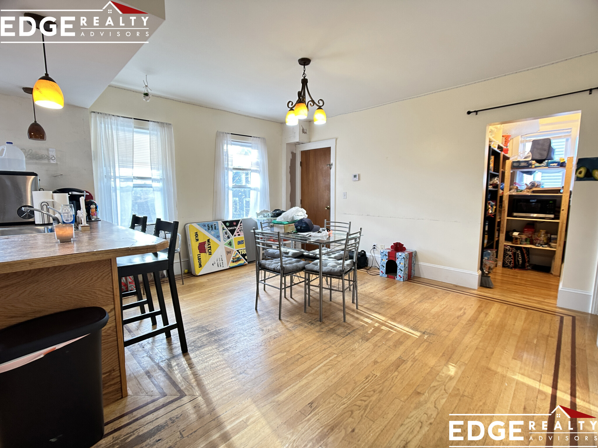 28R Cherry St, Davis Square