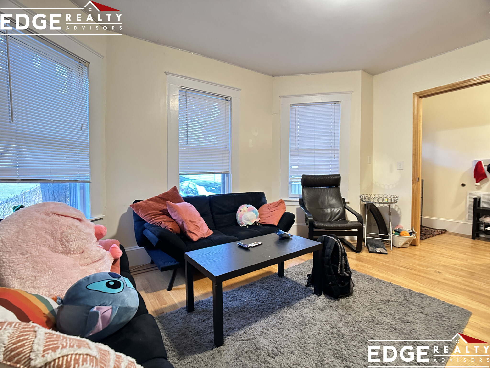 28R Cherry St, Davis Square