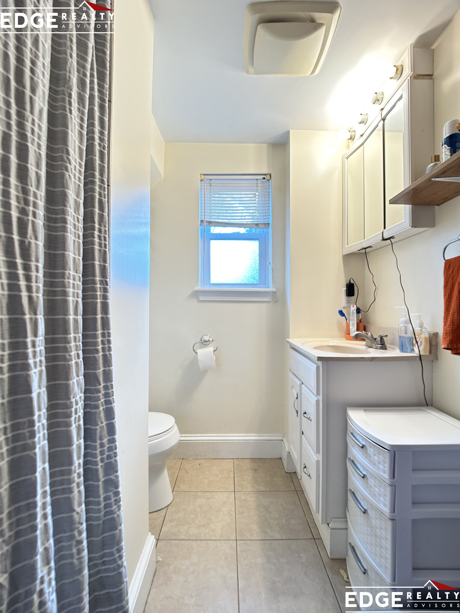 28R Cherry St, Davis Square