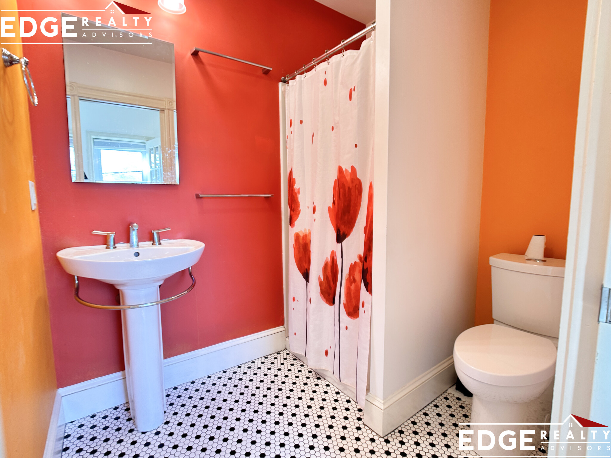 11 Cameron Ave, Davis Square