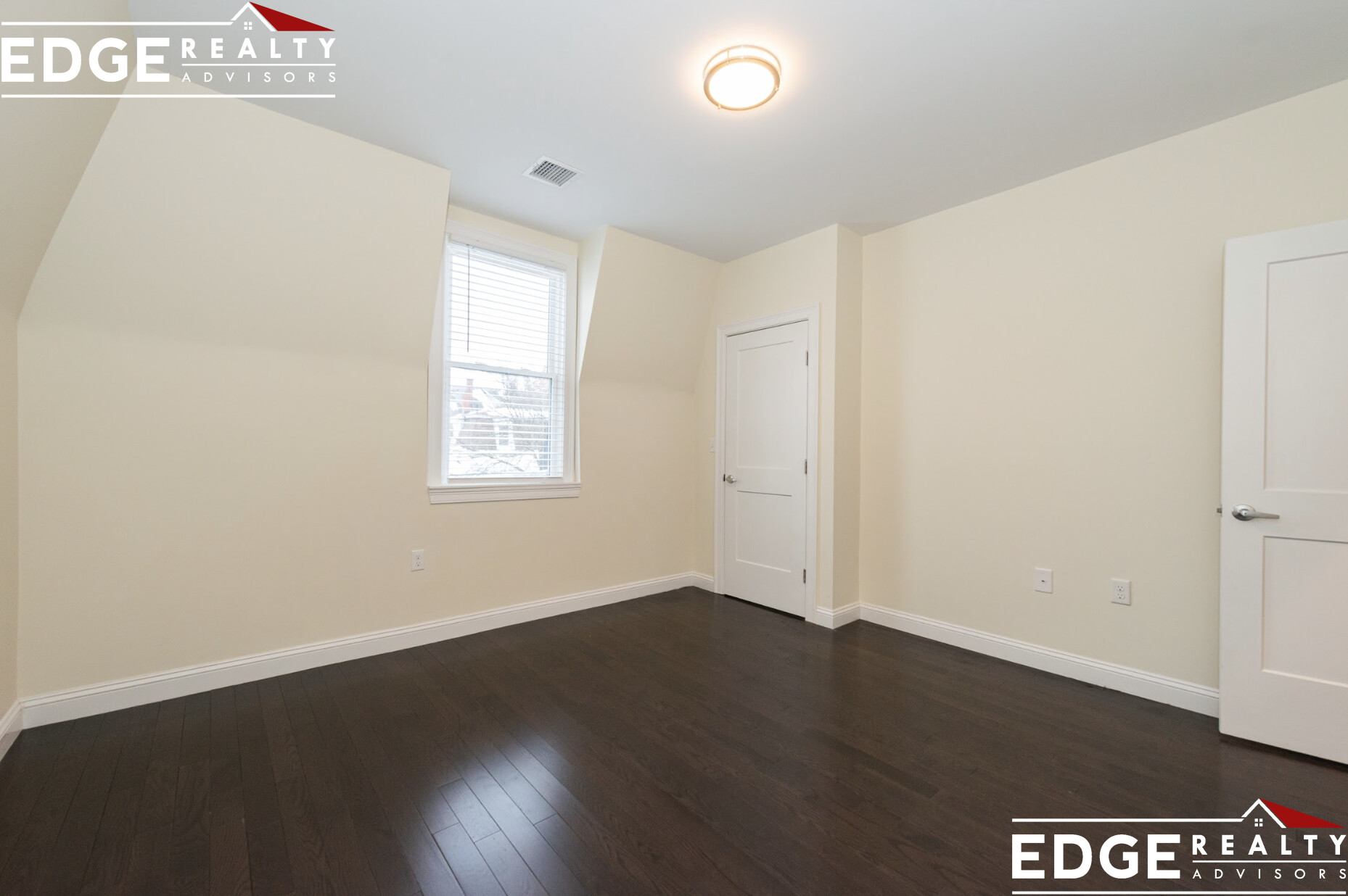 10 Marion St, Magoun Square