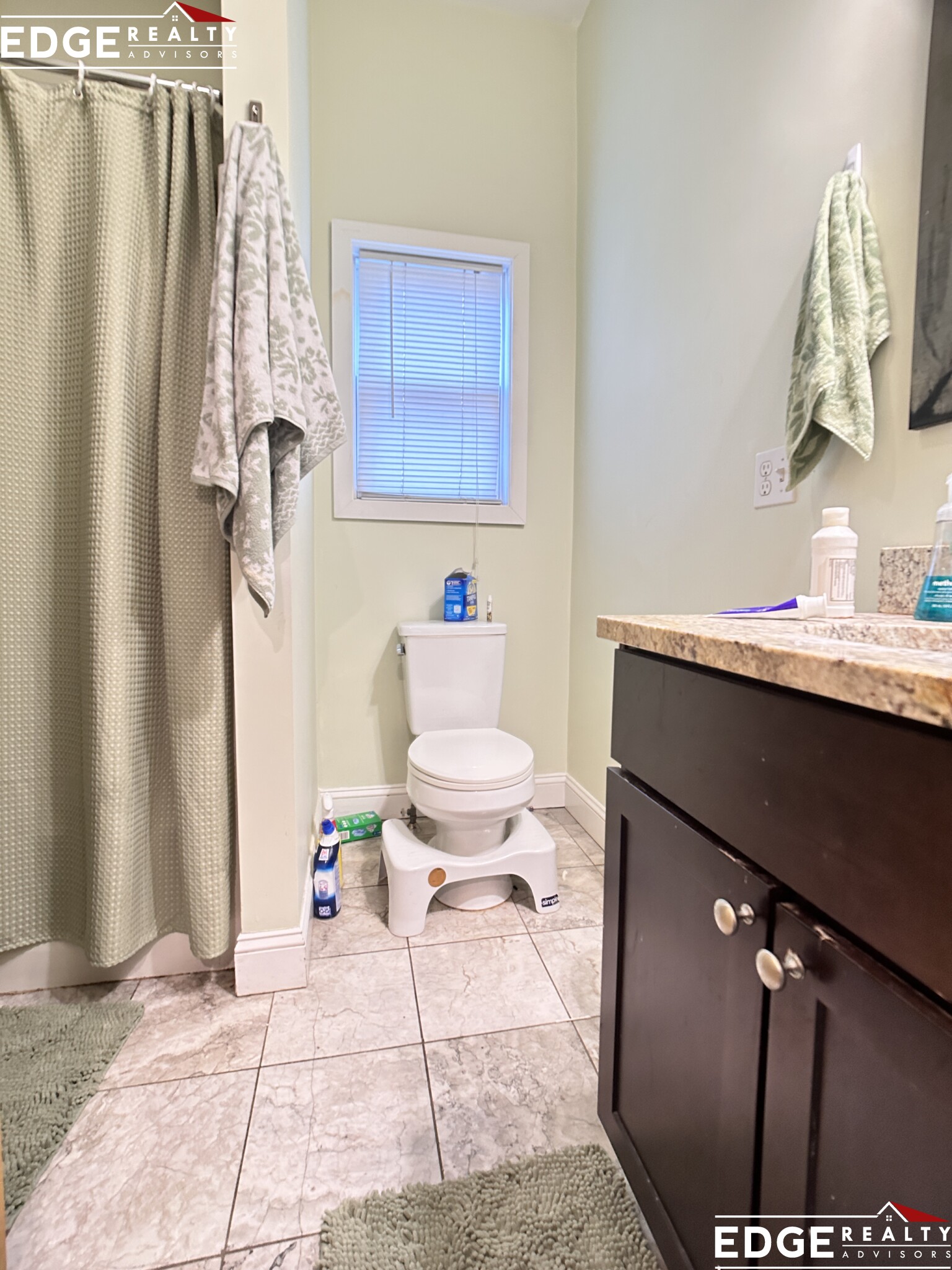 24 Ashford St, Allston