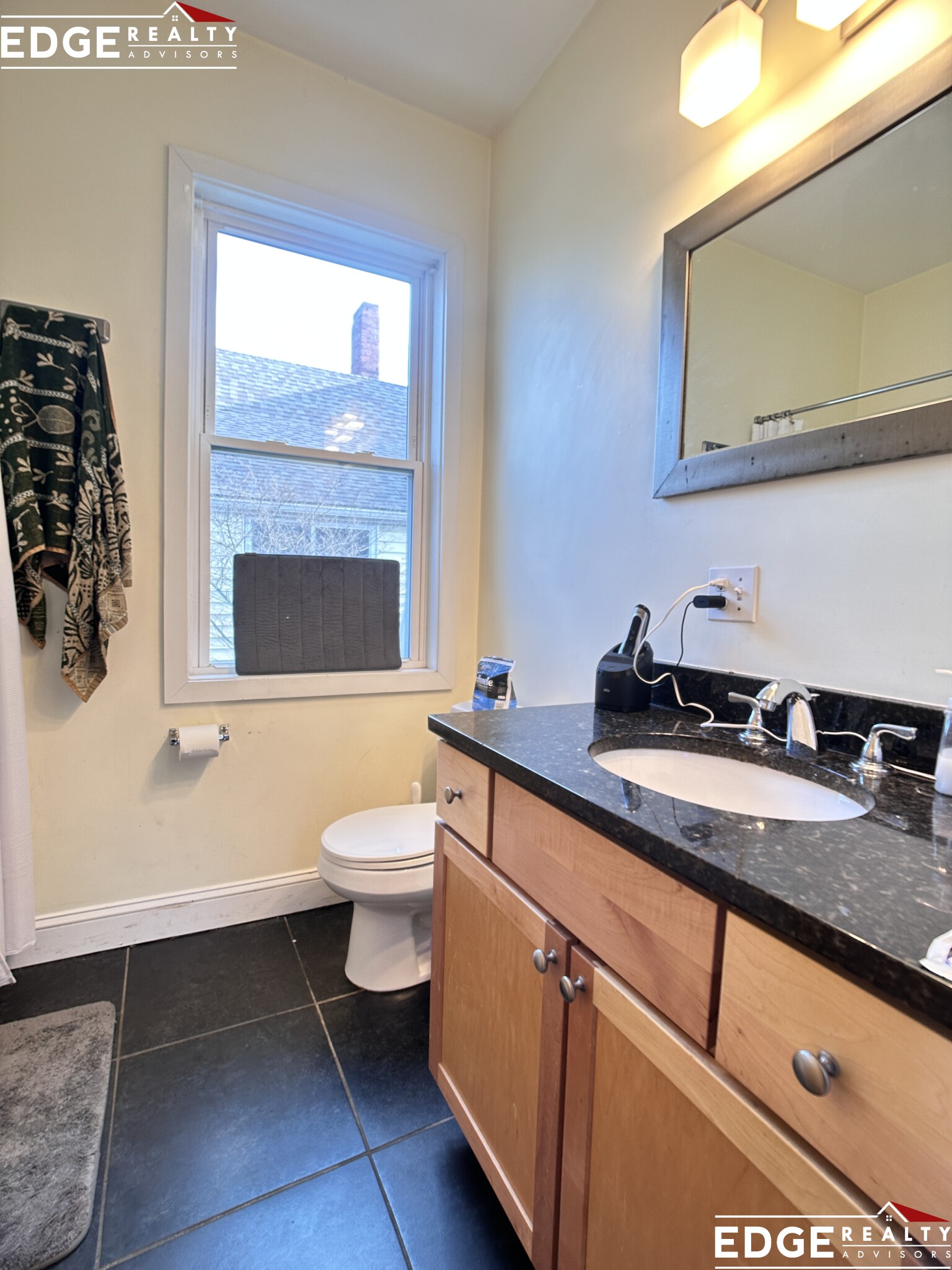 24 Ashford St, Allston