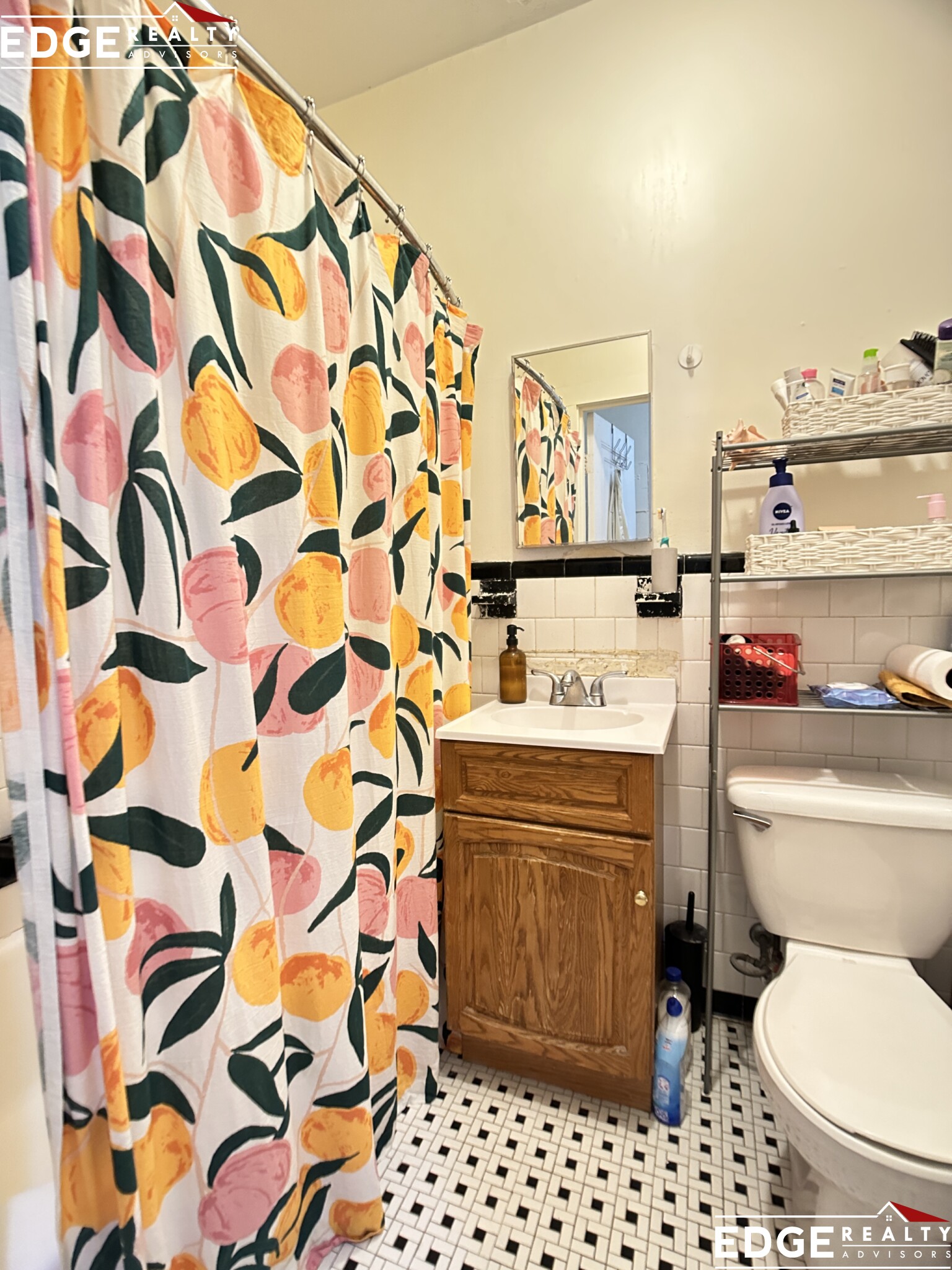 70 Strathmore Rd, Brighton