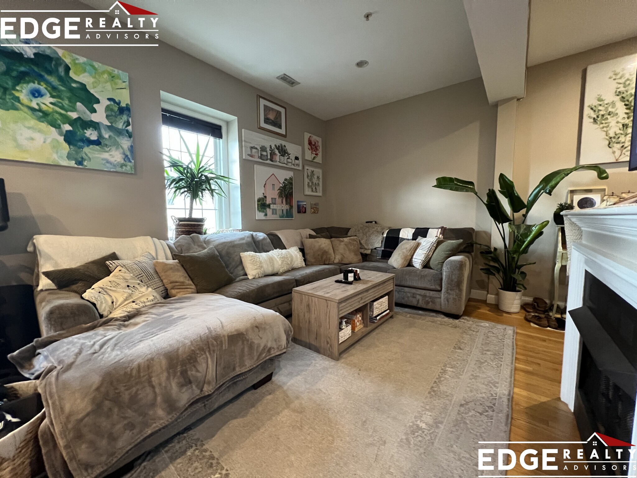 6 Amaranth Pl, Medford